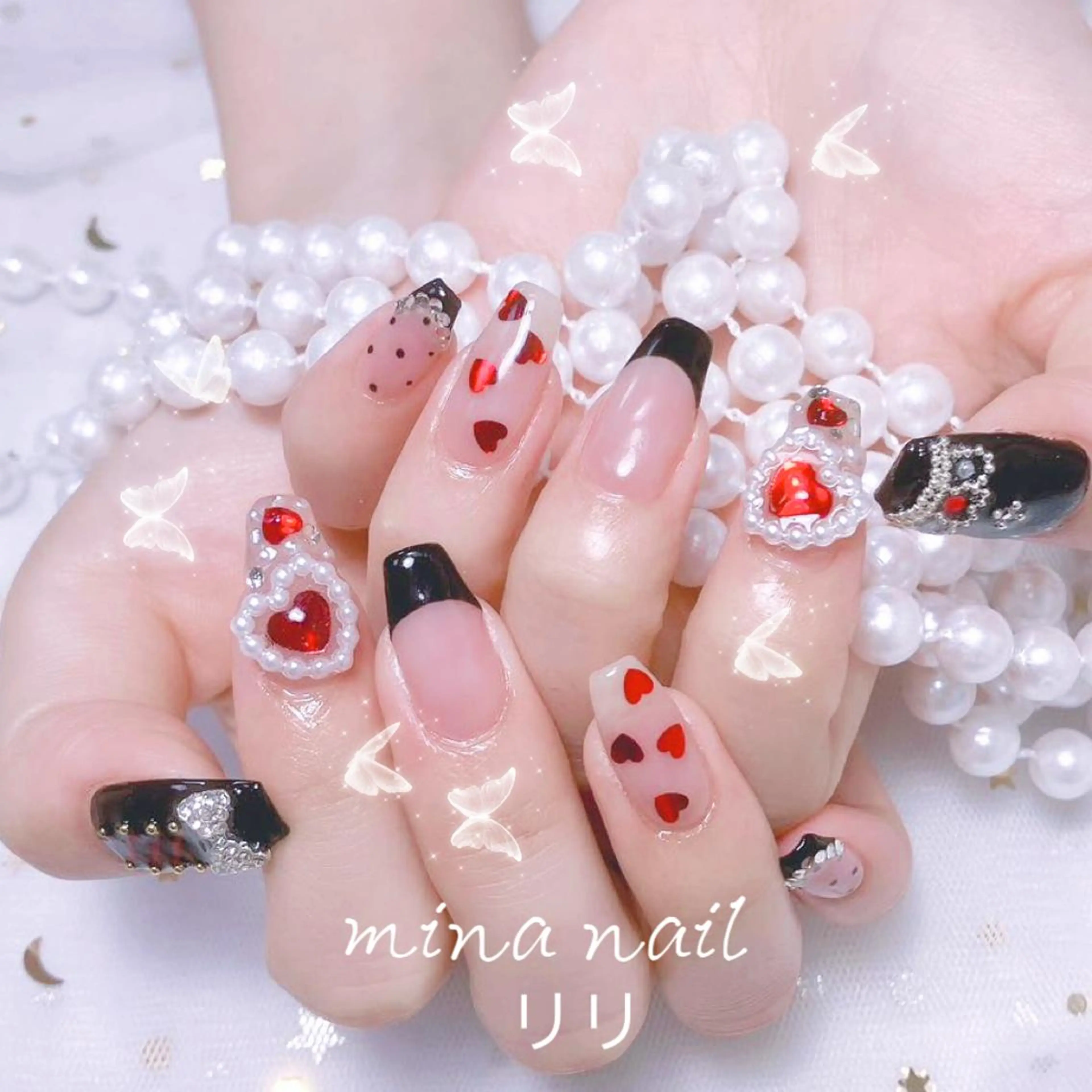 ネイル 🎀まゆ 🪽🐾のネイルデザイン