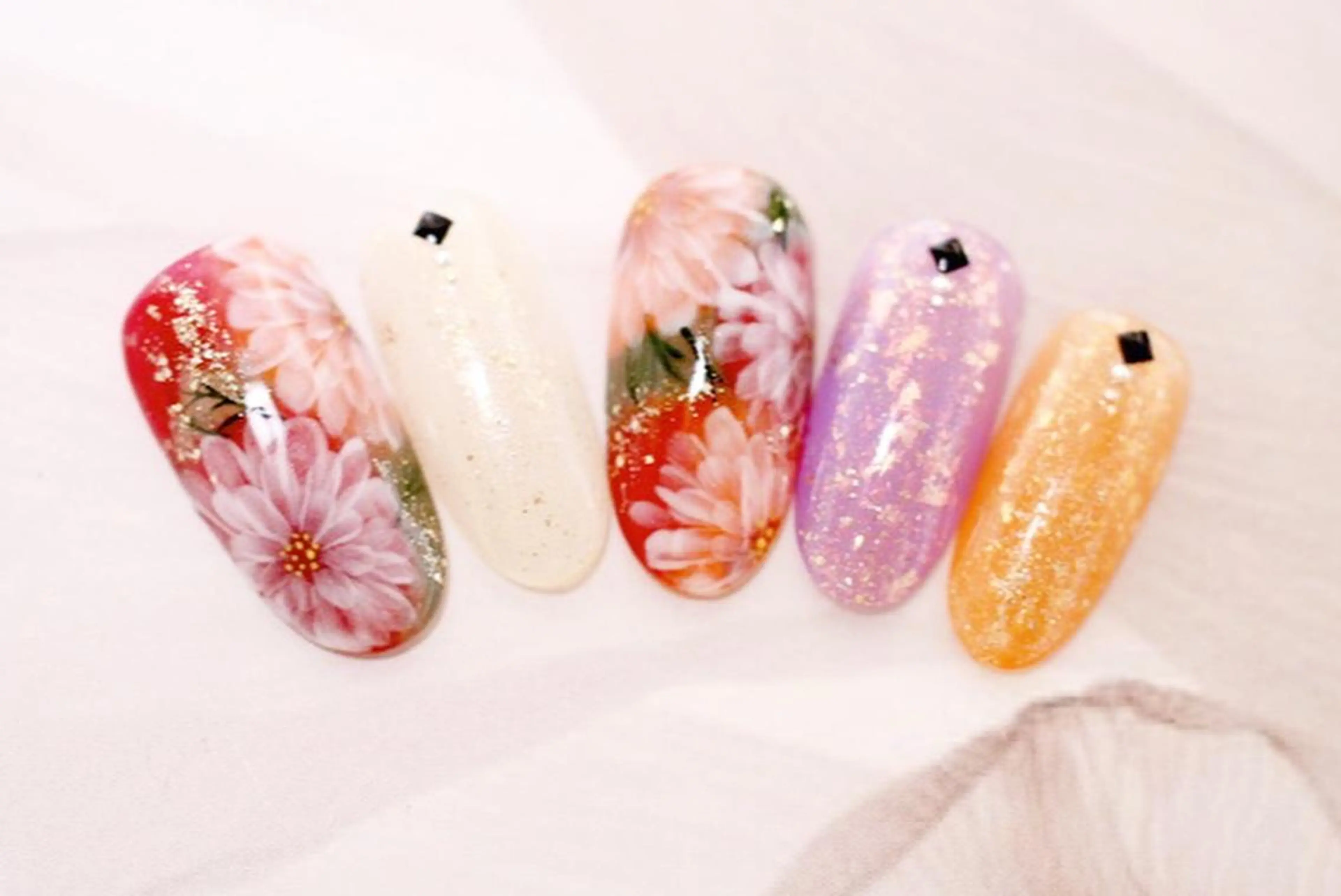 ネイル アートネイル フラワーネイル ジェルネイル しみ えんのネイルデザイン