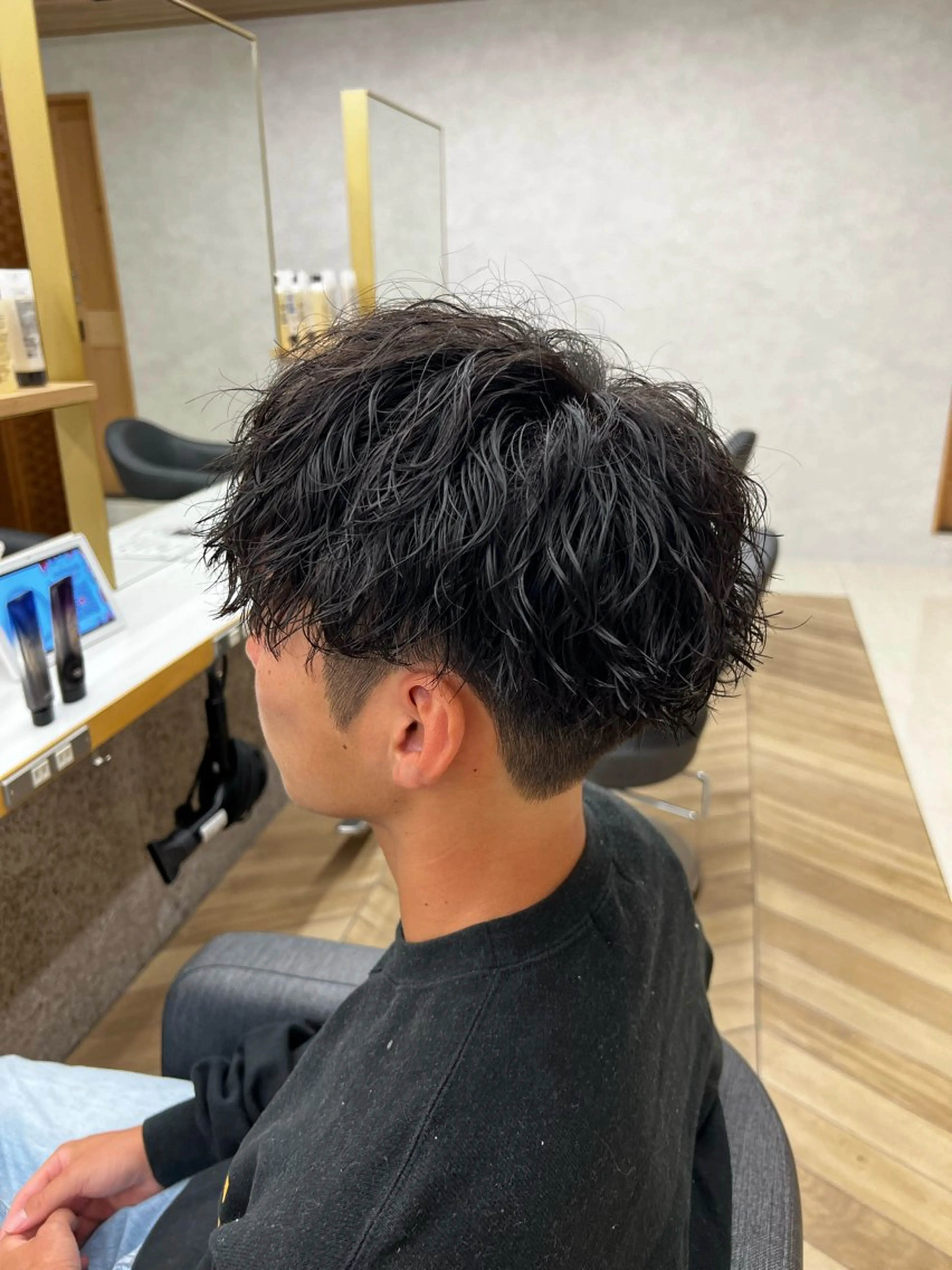 ショート パーマ メンズ カット パーマ トリートメント ヘアセット 🏅メンズ特化 ヤマクラ　タイキのヘアスタイル