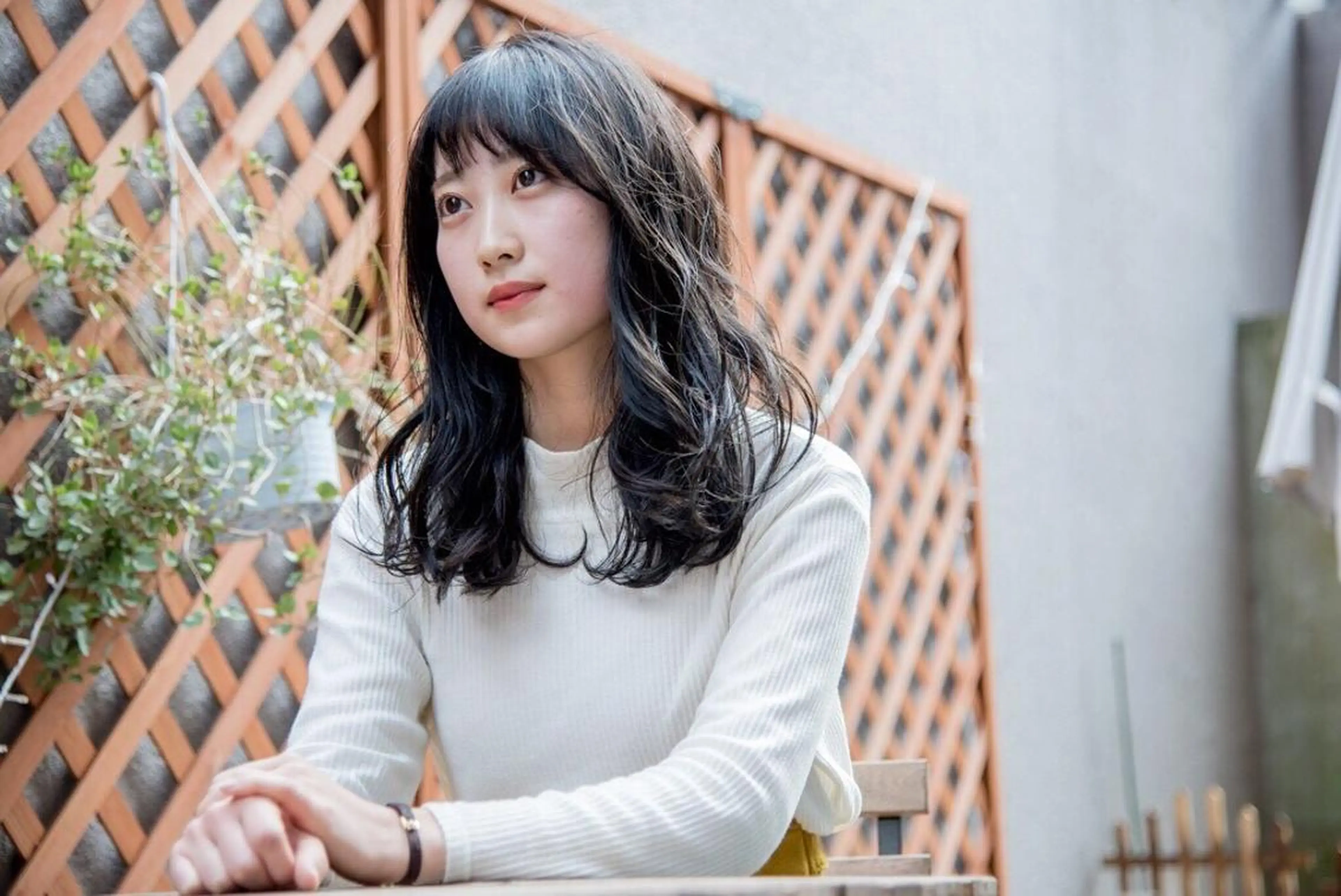 セミロング カラー 清水 純のヘアスタイル