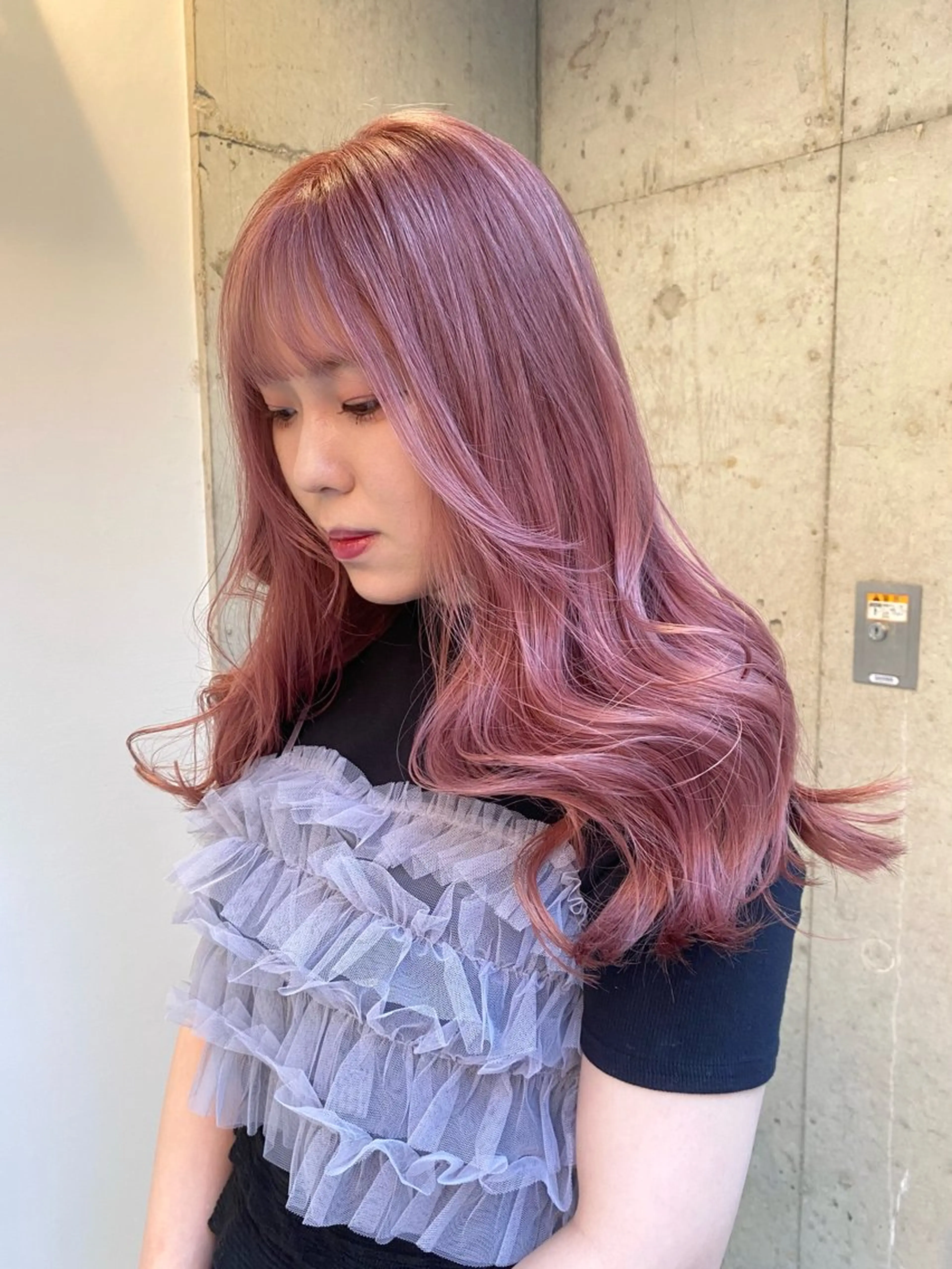 ロング カラー カット ヘアカラー トリートメント ベージュカラー🐑 レイヤー🤎塚原優芽のヘアスタイル