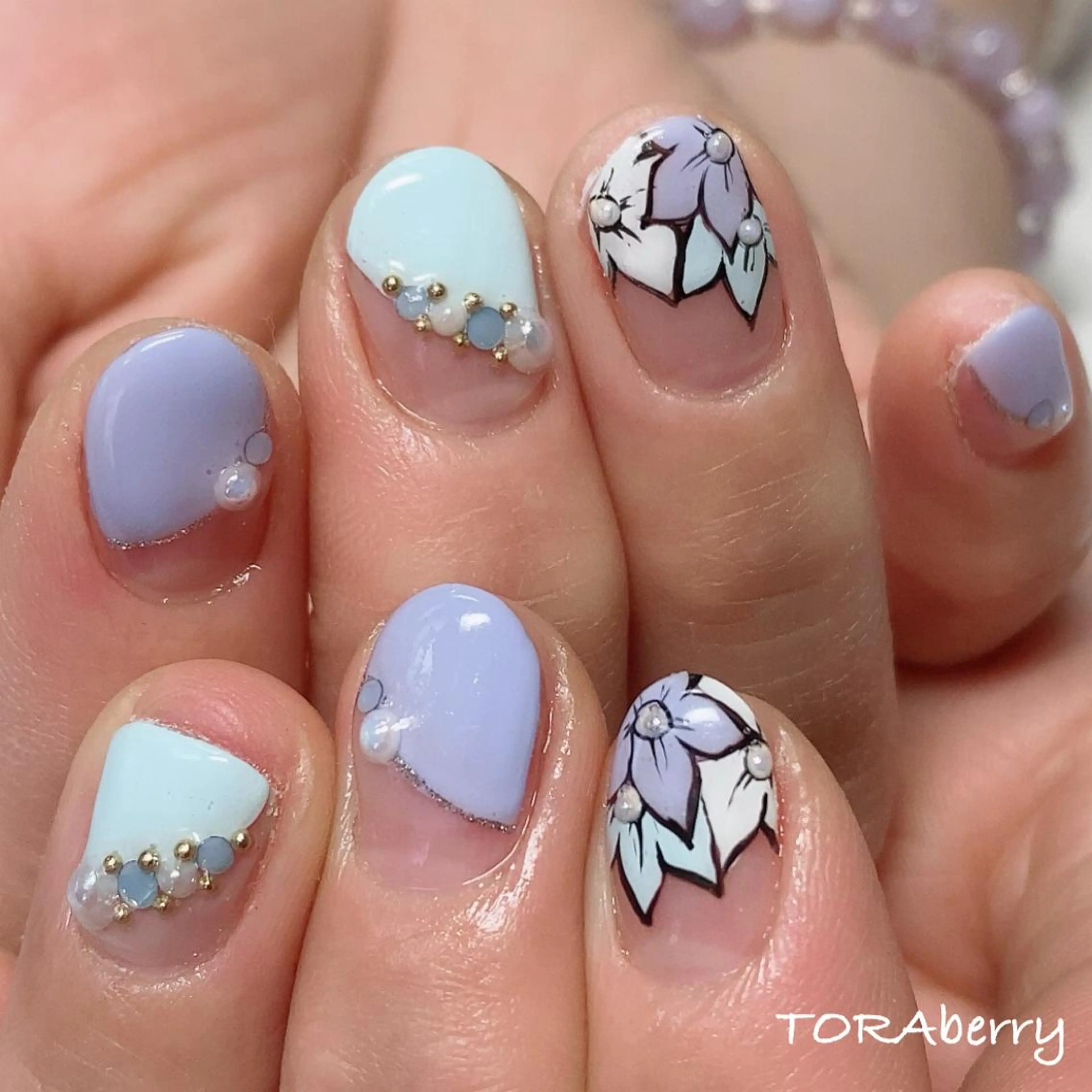 ネイル ハンドネイル ネイリスト なつみのネイルデザイン