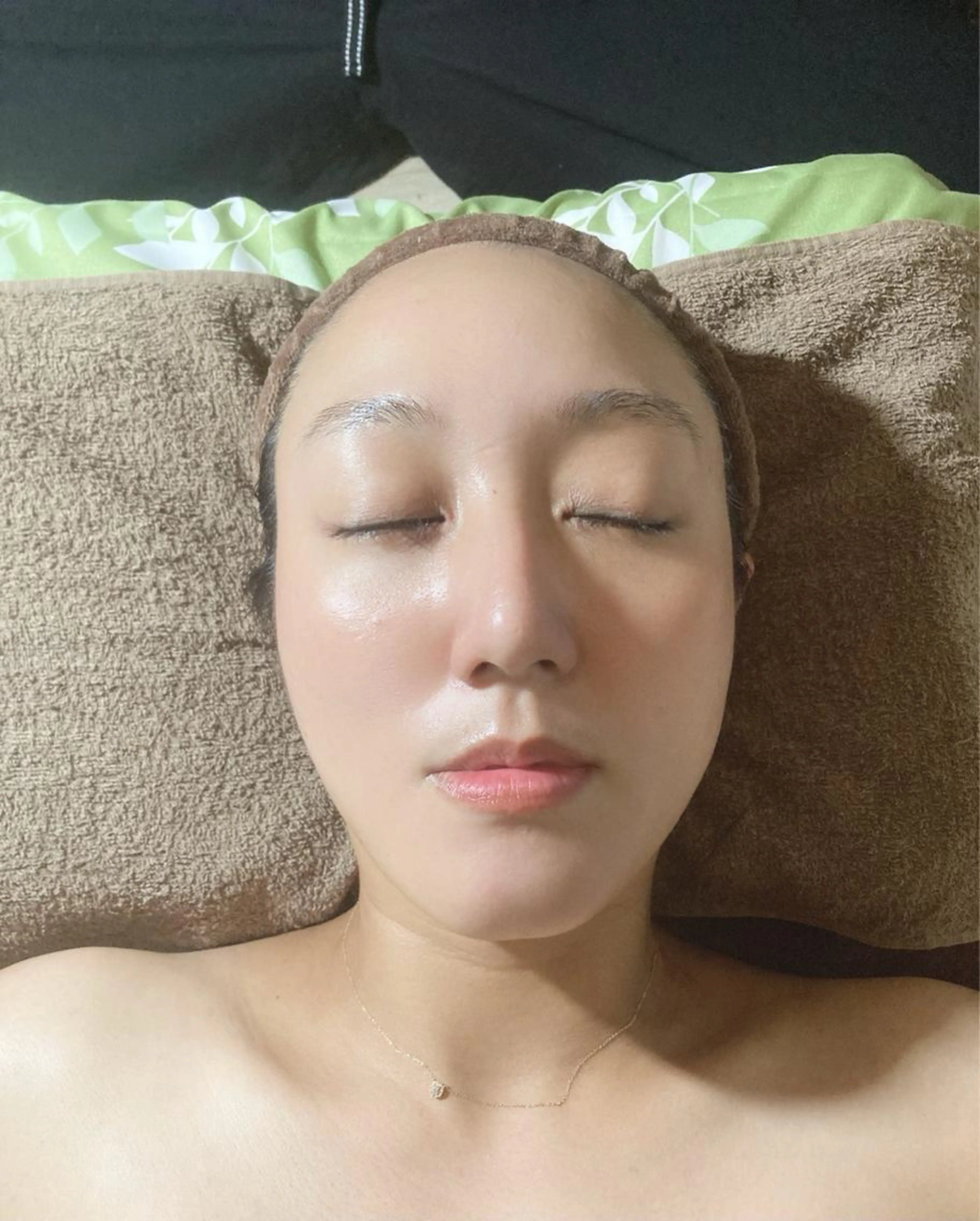 フェイシャル中医美顔60分（高級炭酸パック付）の写真