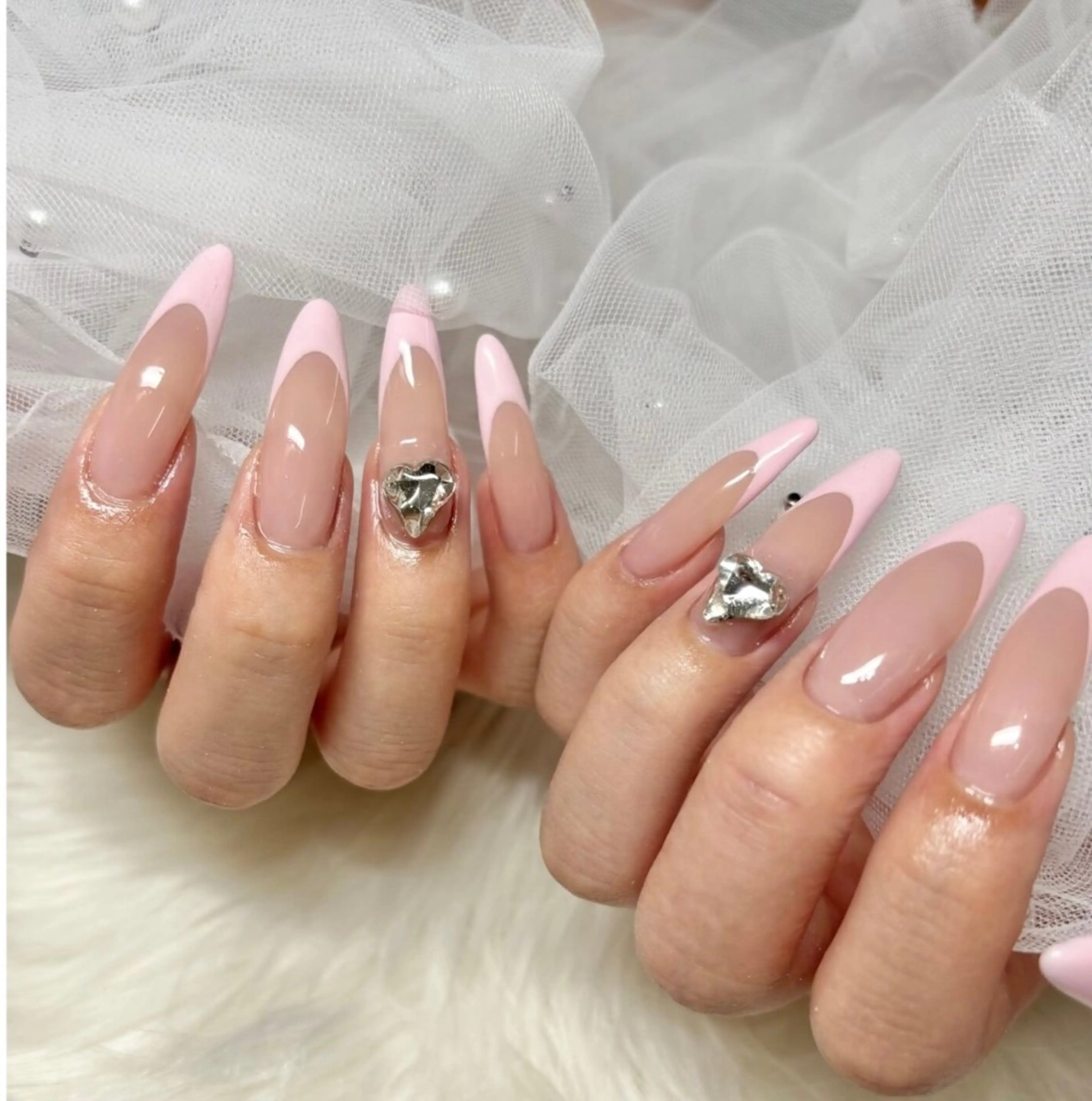 ネイル フレンチネイル ハンドネイル y's beauty京橋店のネイルデザイン