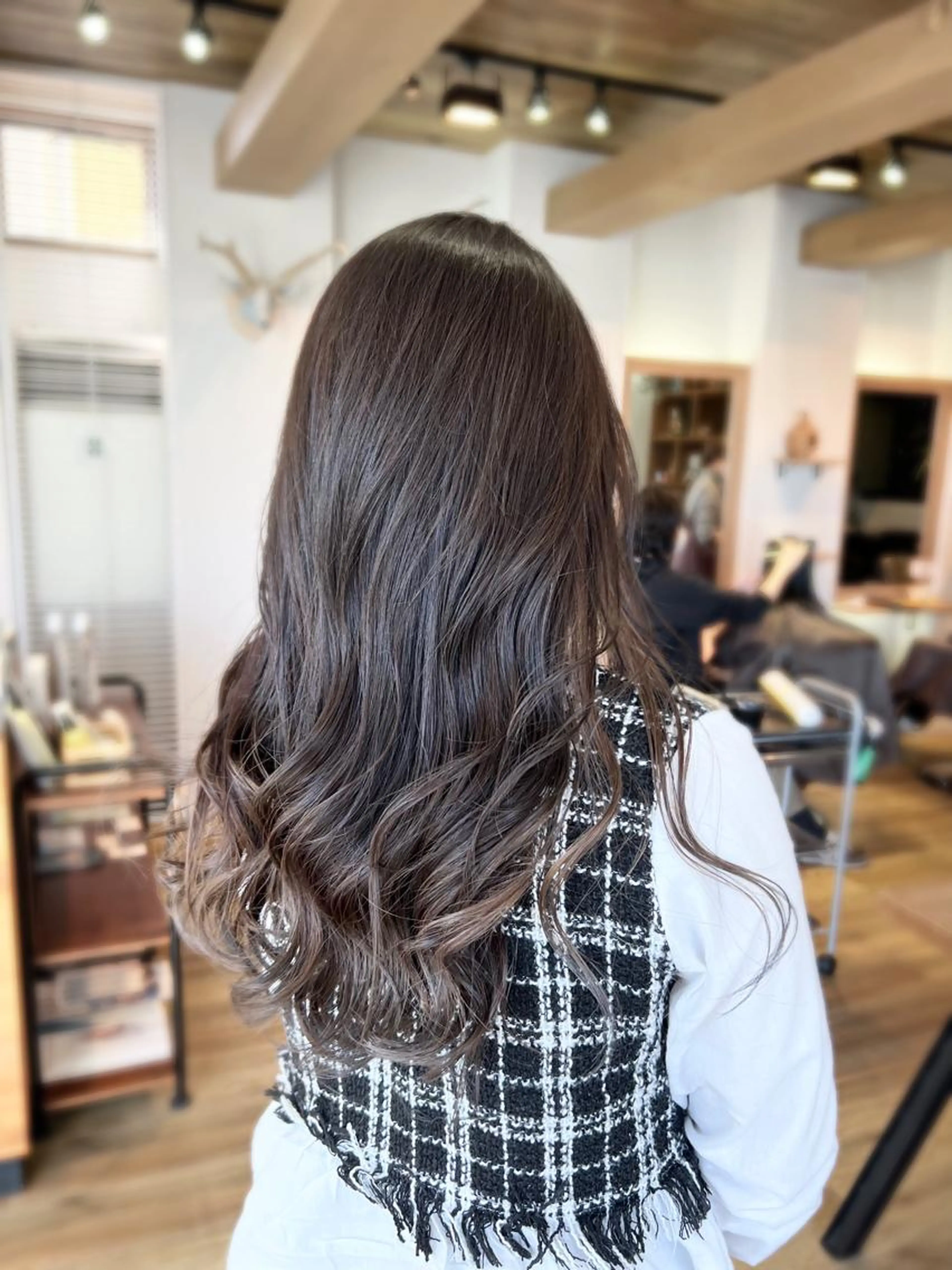 【⭐カット＋全体カラー⭐】トリートメント付の写真