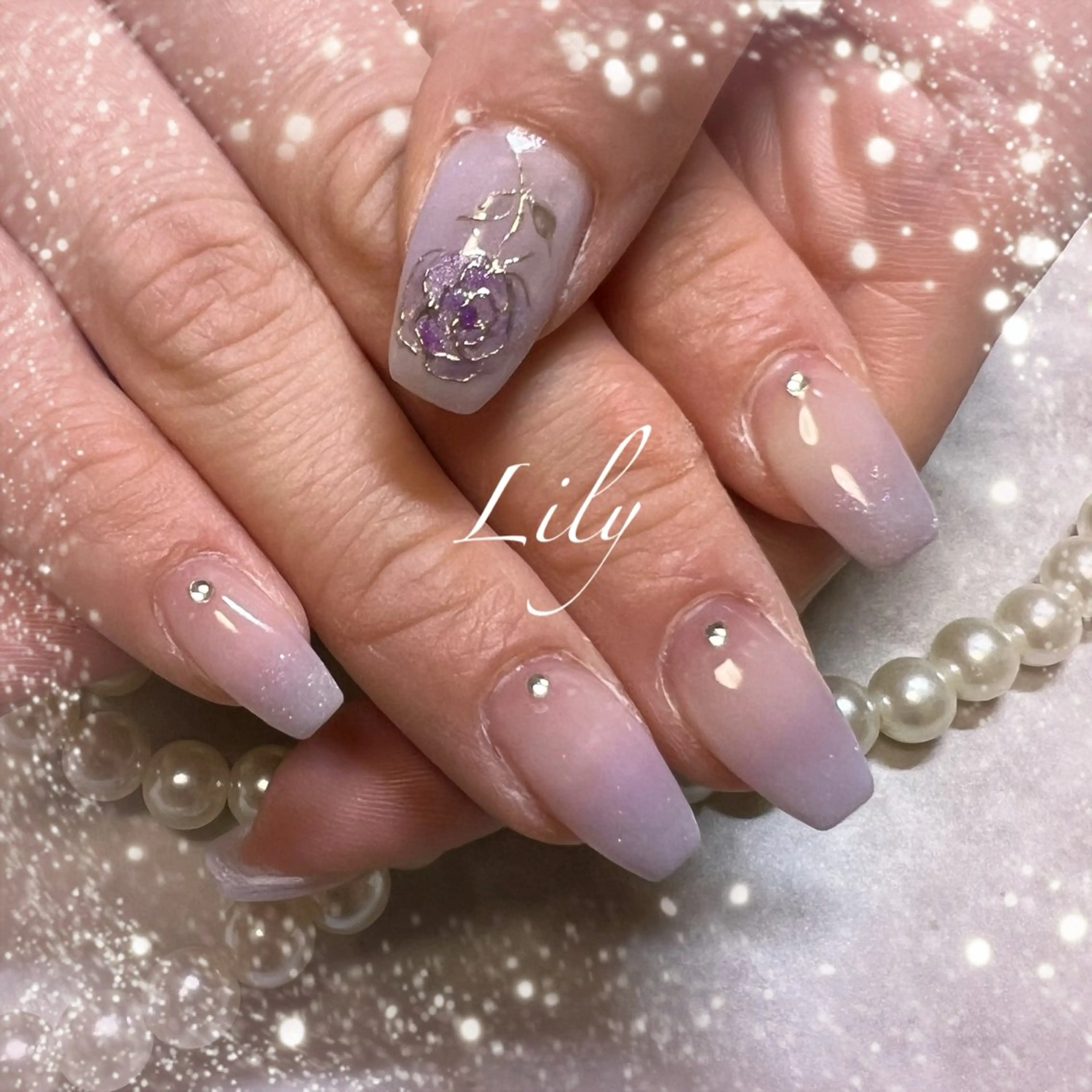 ネイル フラワーネイル Lily*nail 🌻Mii🌻のネイルデザイン