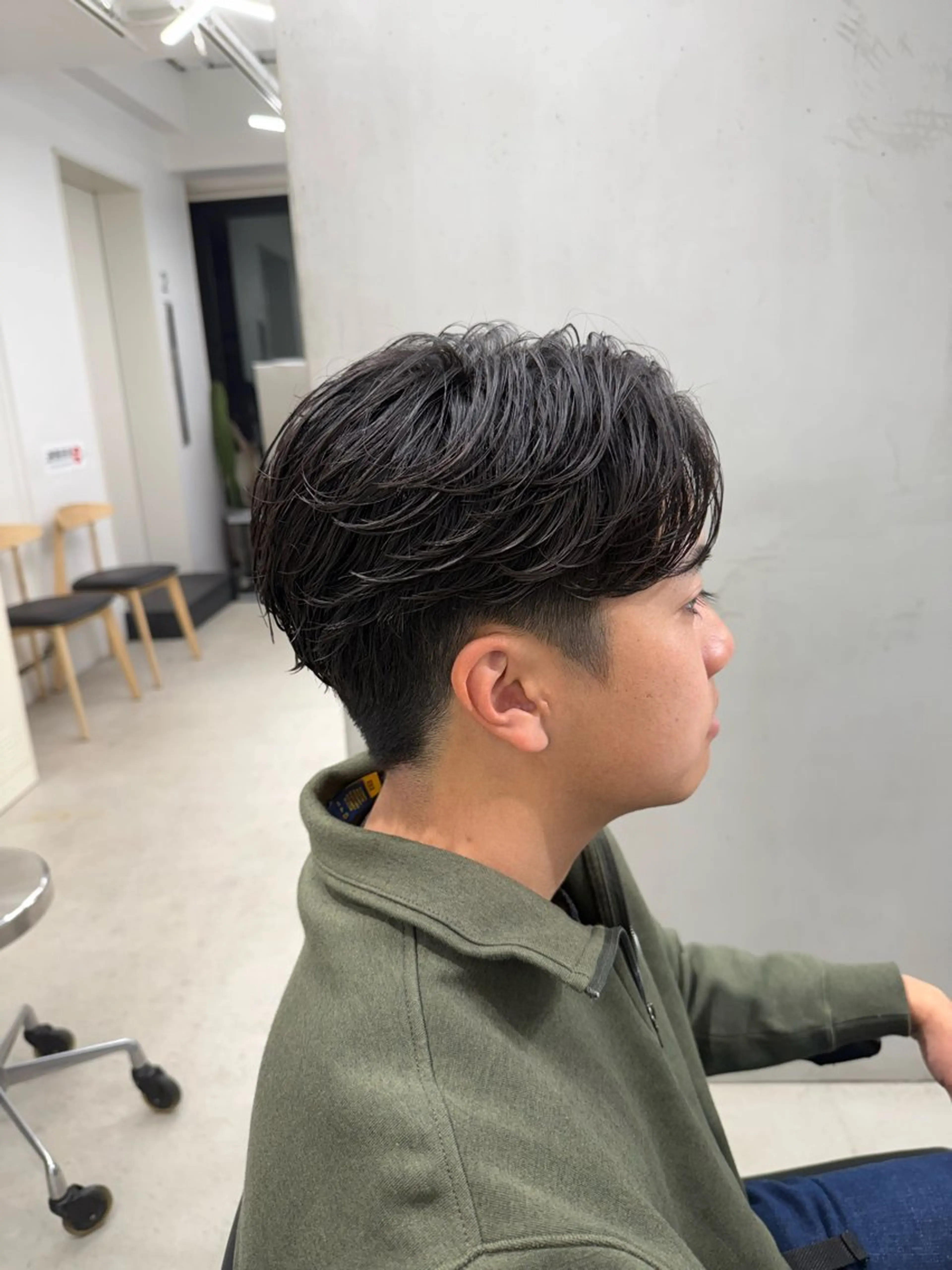 パーマ メンズ 深谷 侑亮のヘアスタイル