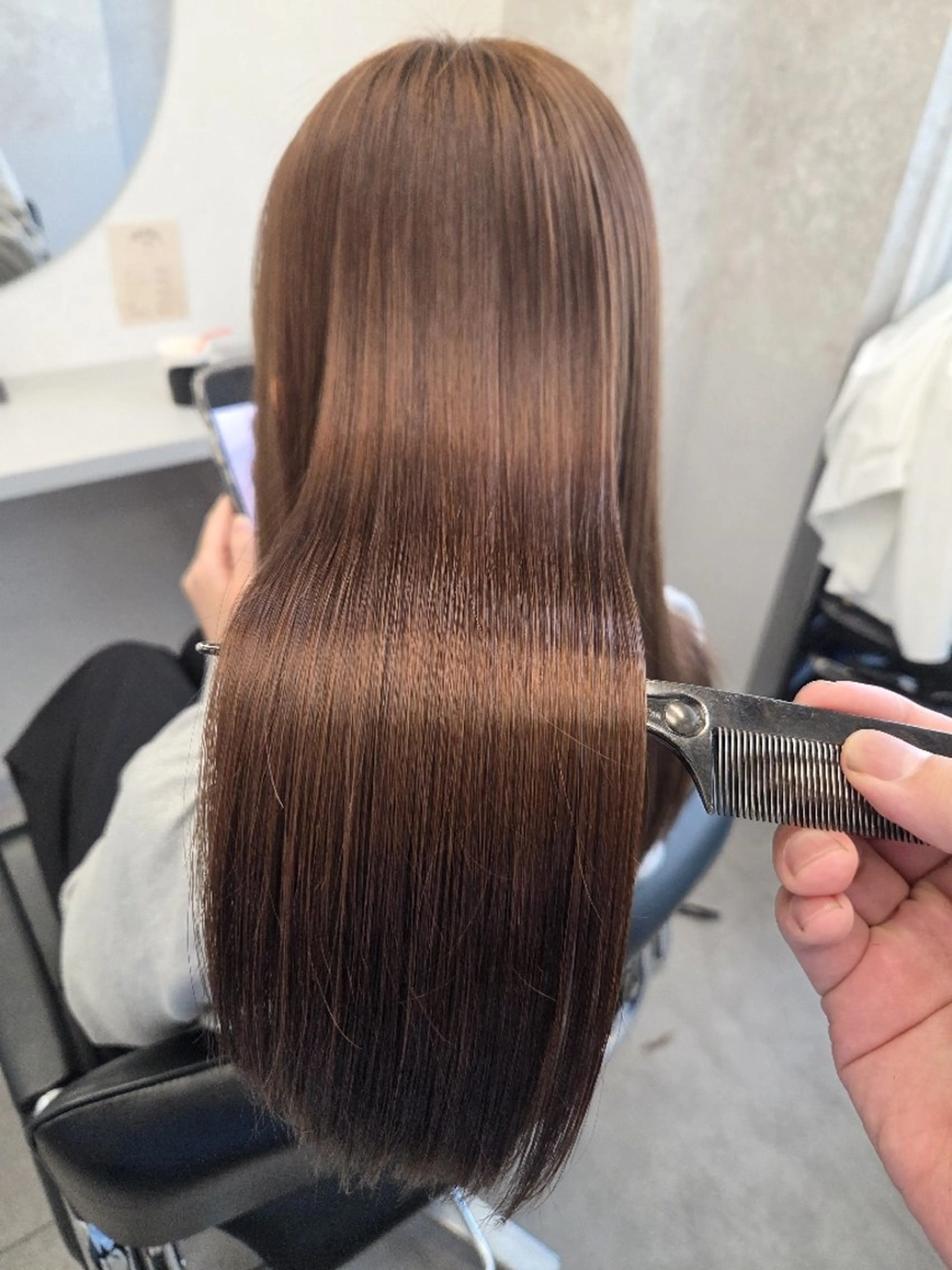ロング くせ毛 顔周りカット 髪質改善 似合わせカット 縮毛矯正 カット ヘアカラー トリートメント 【髪質改善美容師】t occa茨木篠原健太のヘアスタイル