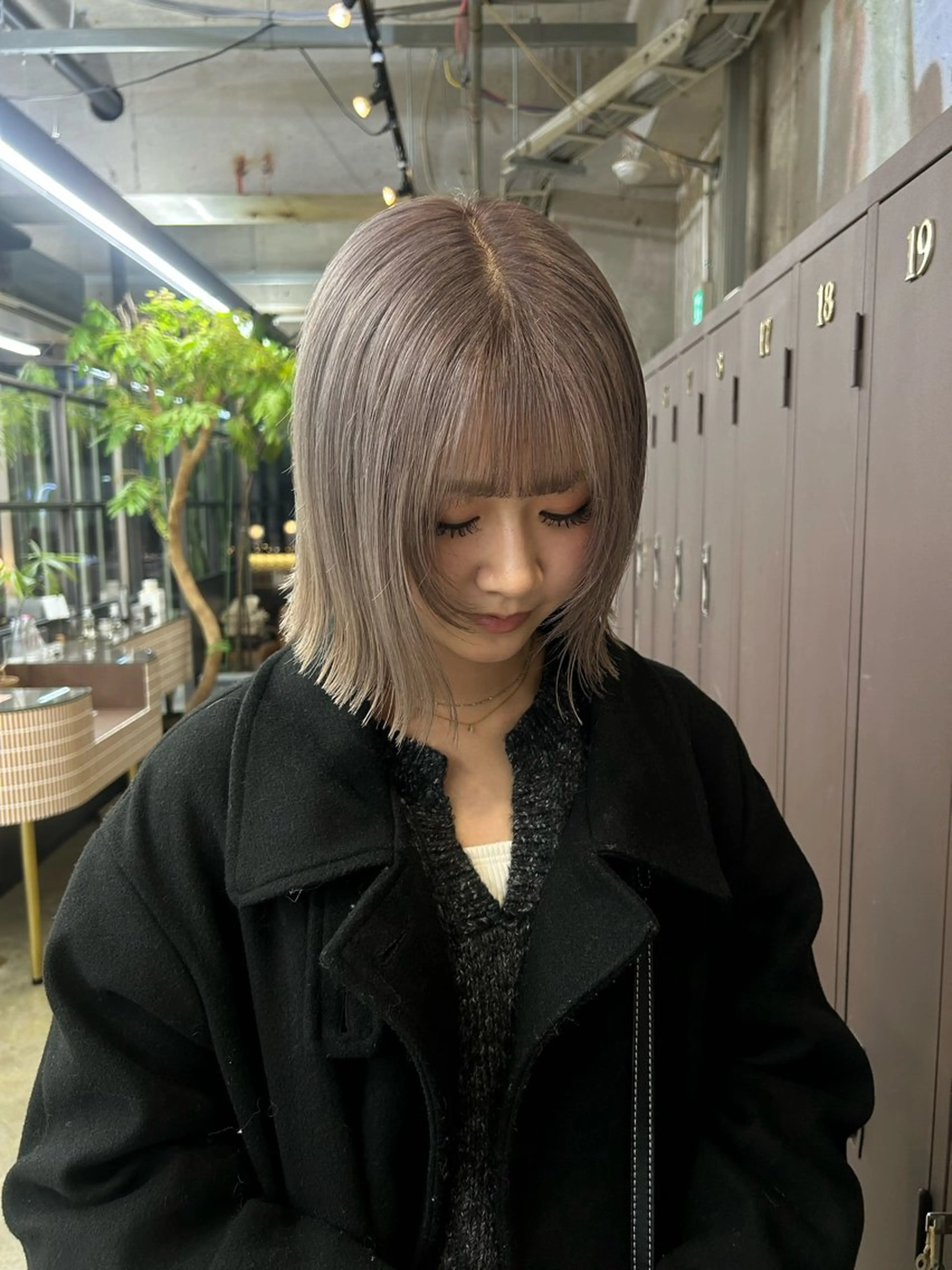 ミディアム カラー ベージュカラー ハイトーンカラー ヘアカラー 伊藤ほのか /パーマ/オリーブのヘアスタイル