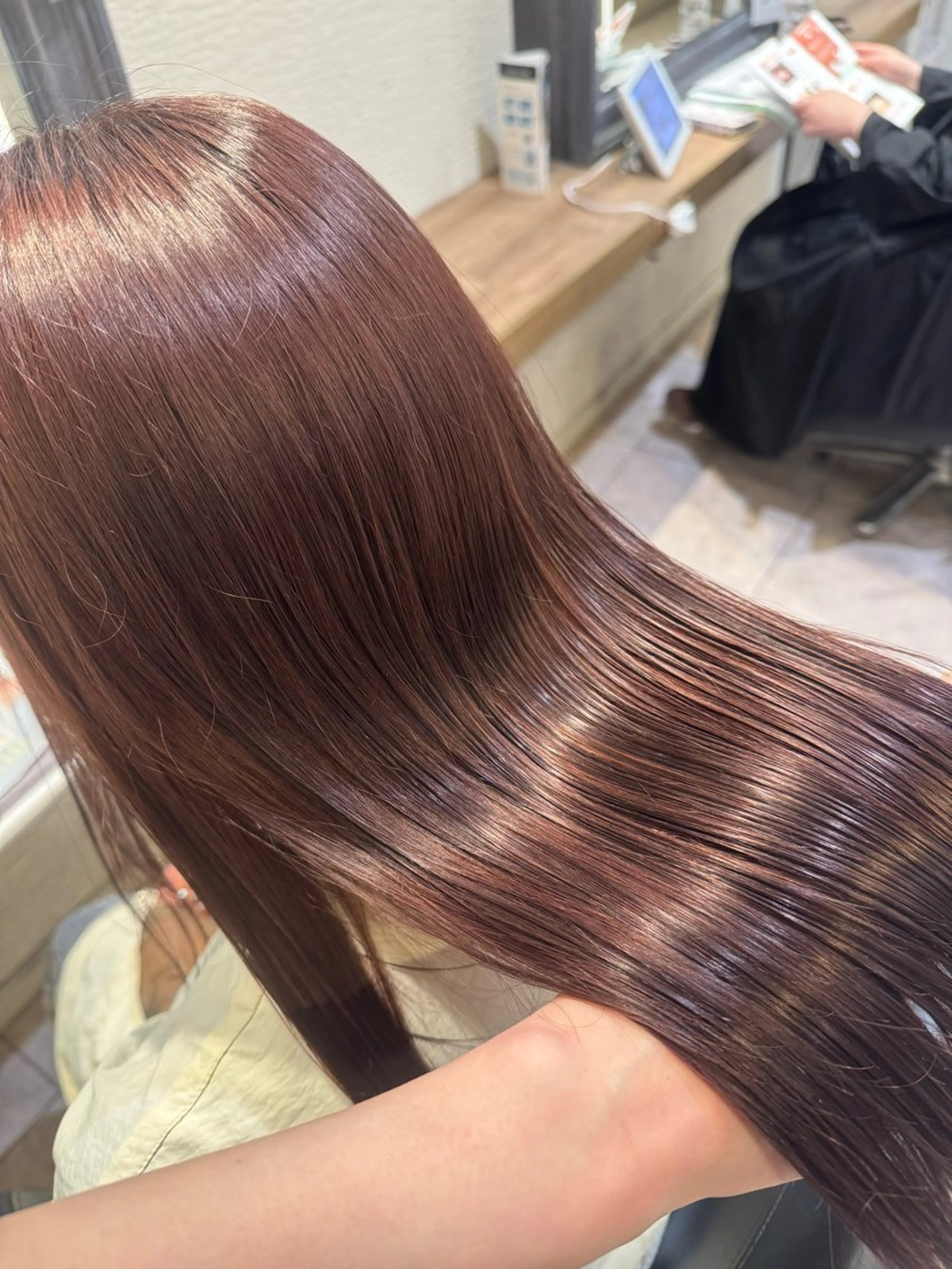 ロング カラー ヘアカラー トリートメント さら艶レイヤーカット 🩶Suzuneのヘアスタイル