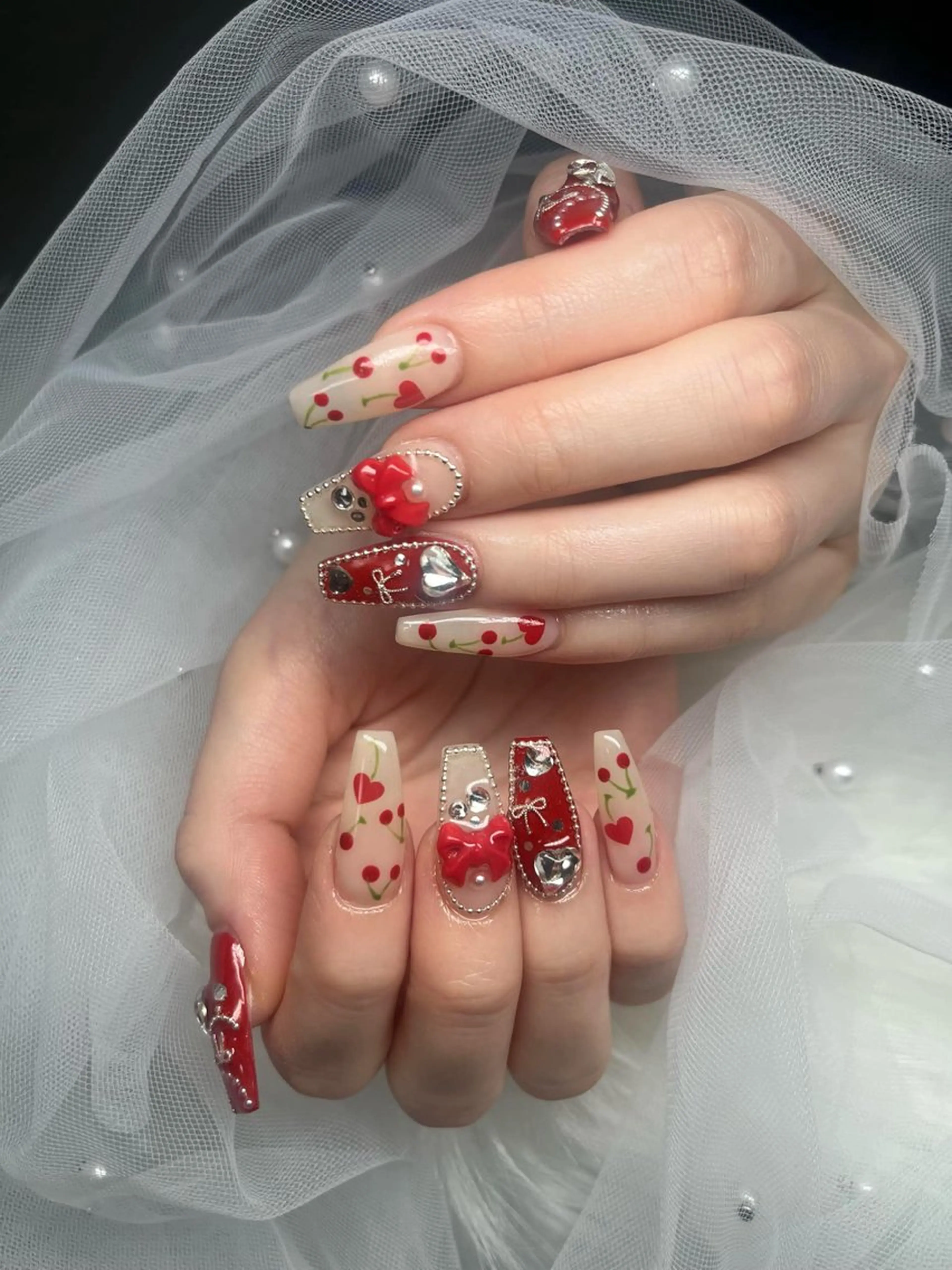 ネイル フレンチネイル ジェルネイル ハロウィン キラキラネイル 韓国ネイル H.baby Nail Salonのネイルデザイン