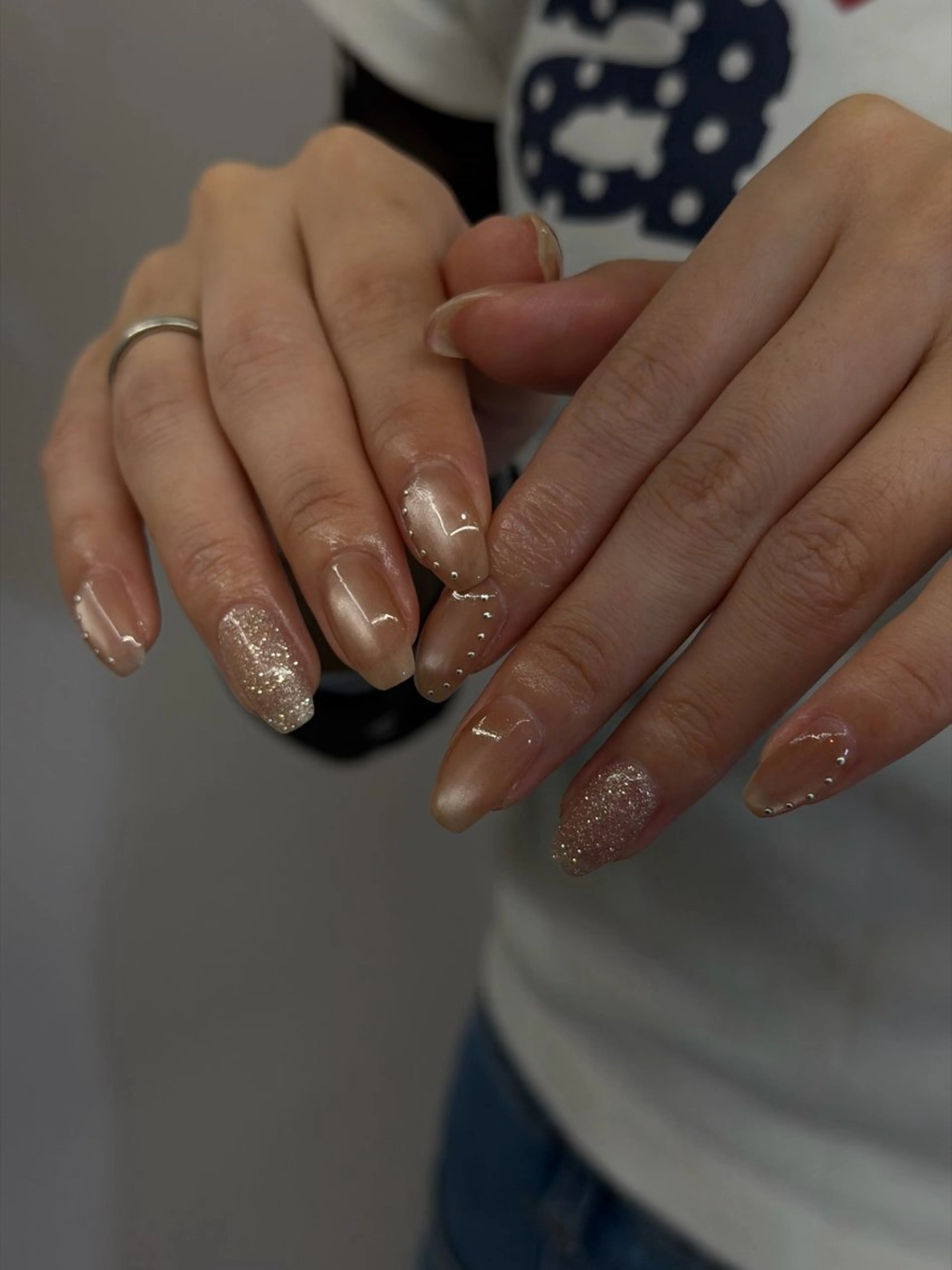 ネイル フラッシュネイル ジェルネイル キラキラネイル マグネットネイル ニュアンスネイル ハンドネイル ハンドケア Bana_ Nailのネイルデザイン