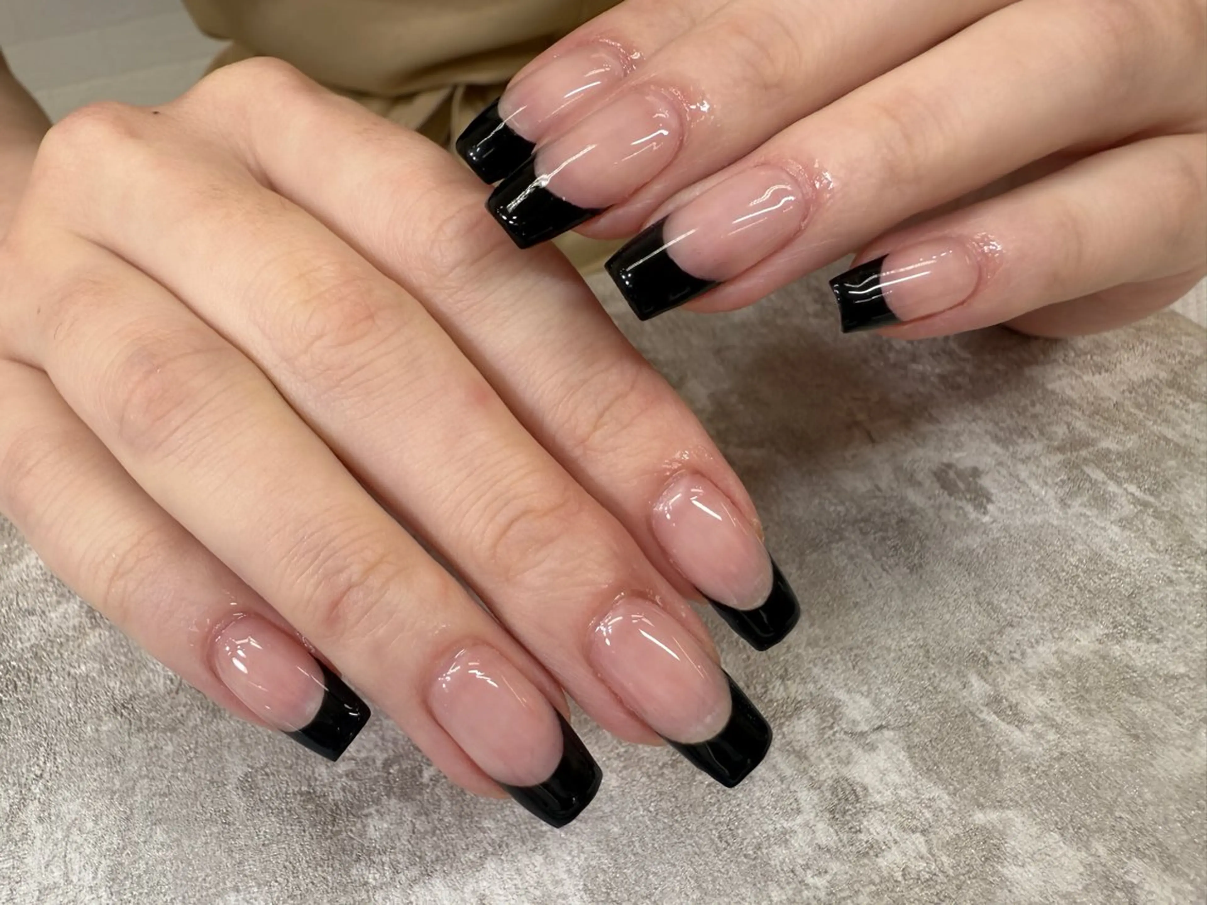 ネイル フレンチネイル 小野里 七海のネイルデザイン