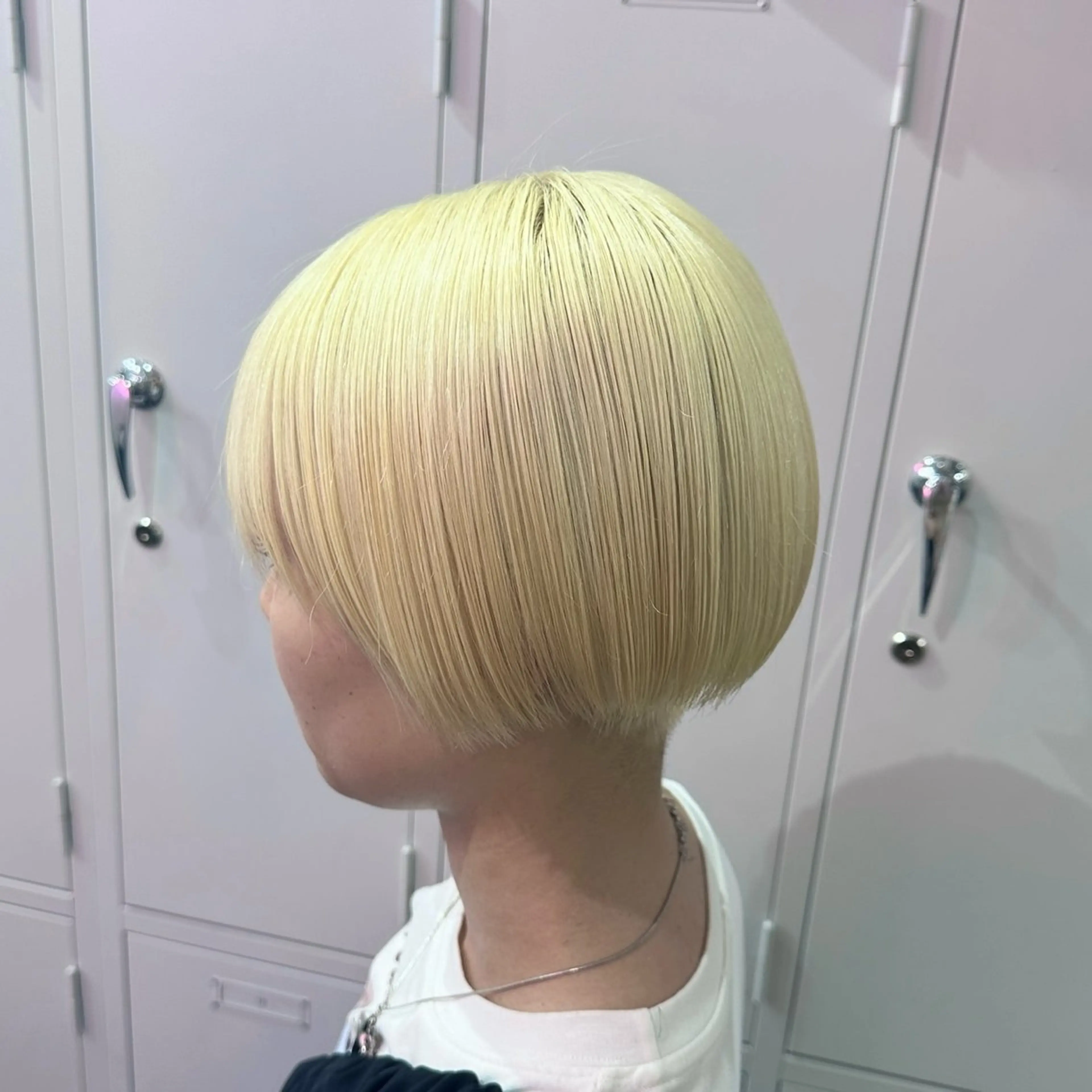 ショート カラー ハイトーン/ウルフ /エクステ/ましろのヘアスタイル