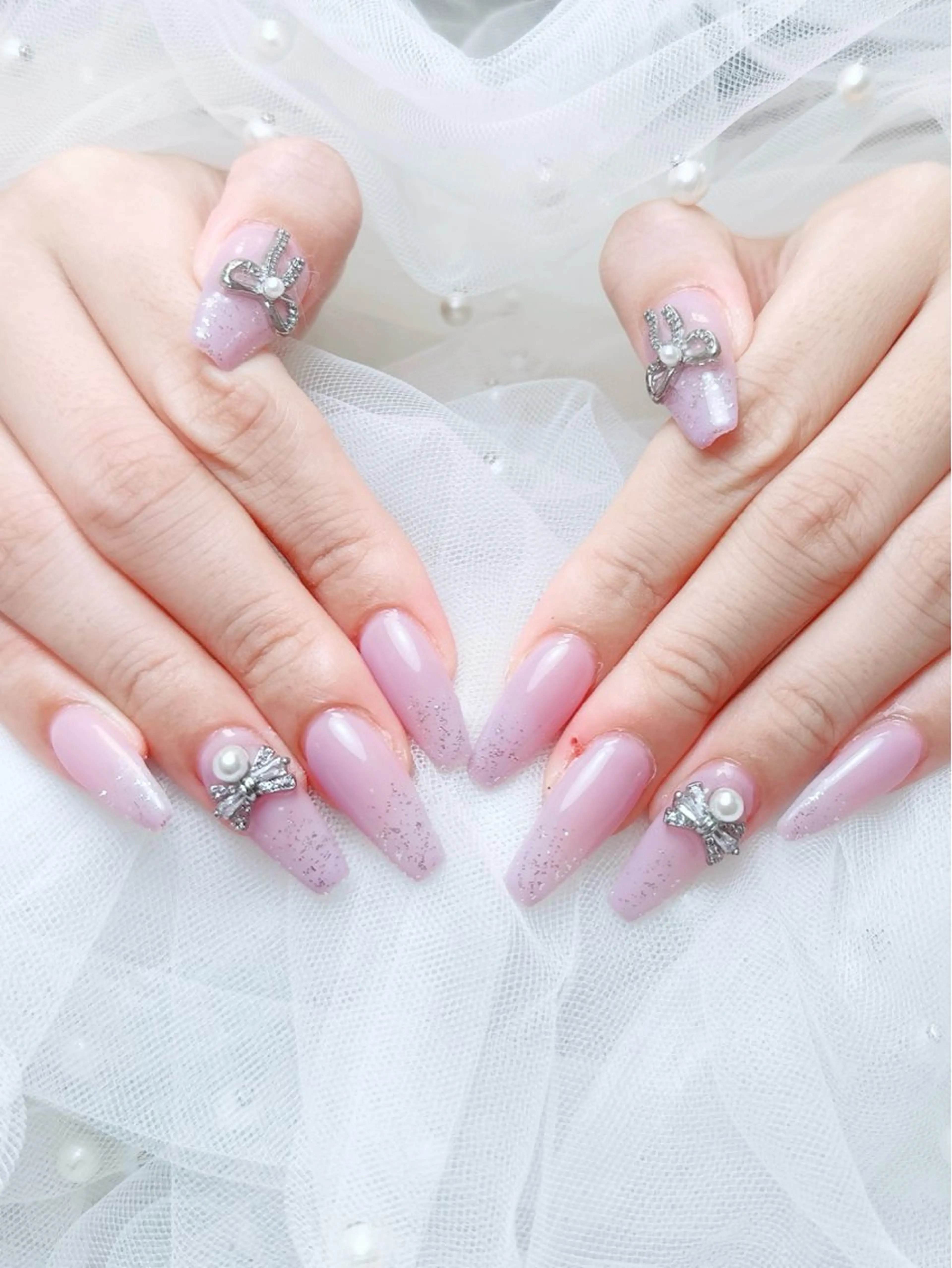 ネイル フレンチネイル ジェルネイル ハート 韓国ネイル マグネットネイル ハンドネイル ネイルサロン lotusのネイルデザイン