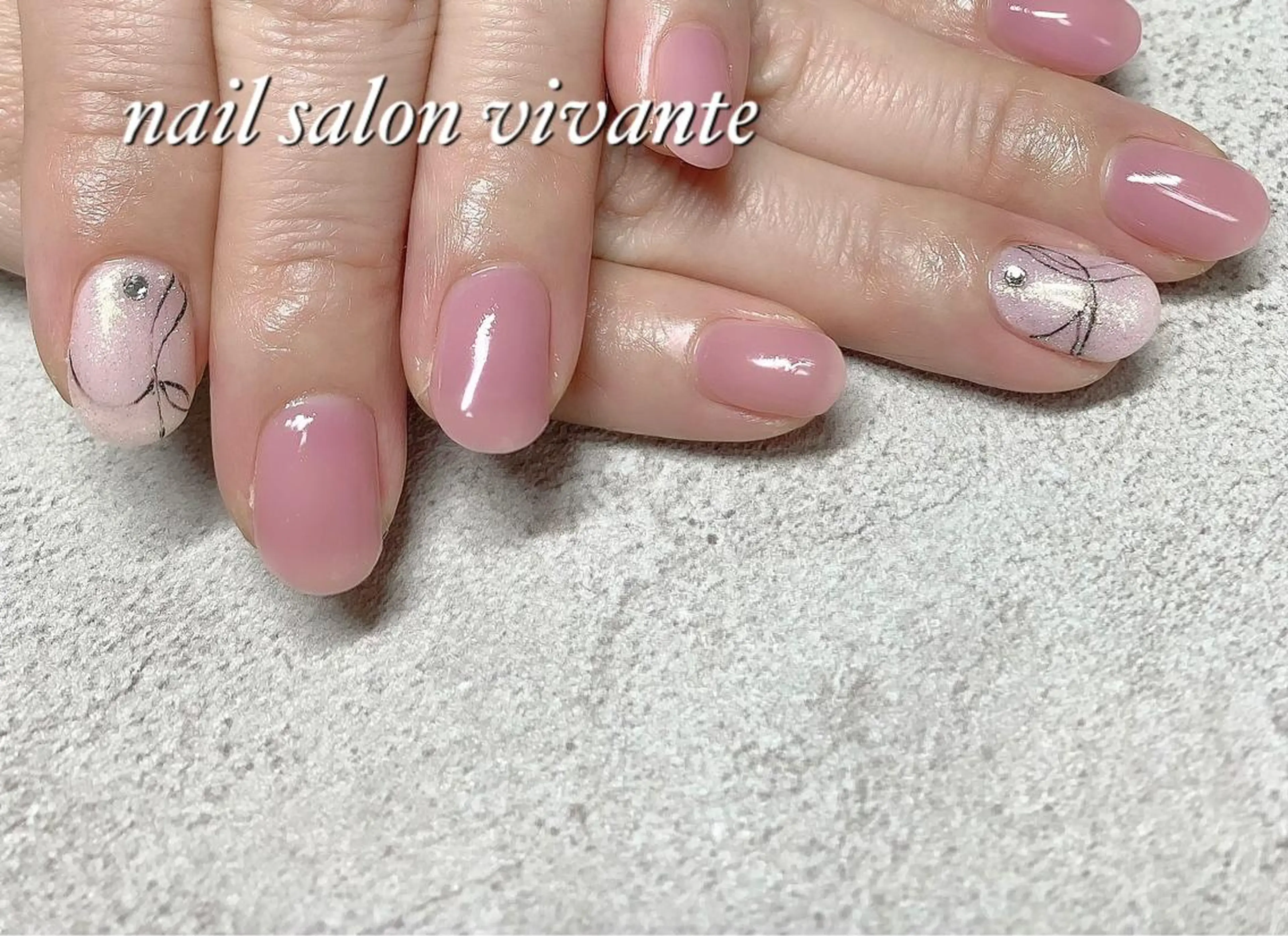 ネイル アートネイル オーロラネイル キラキラネイル ラメ(グリッター) ピンク nail salon vivanteのネイルデザイン