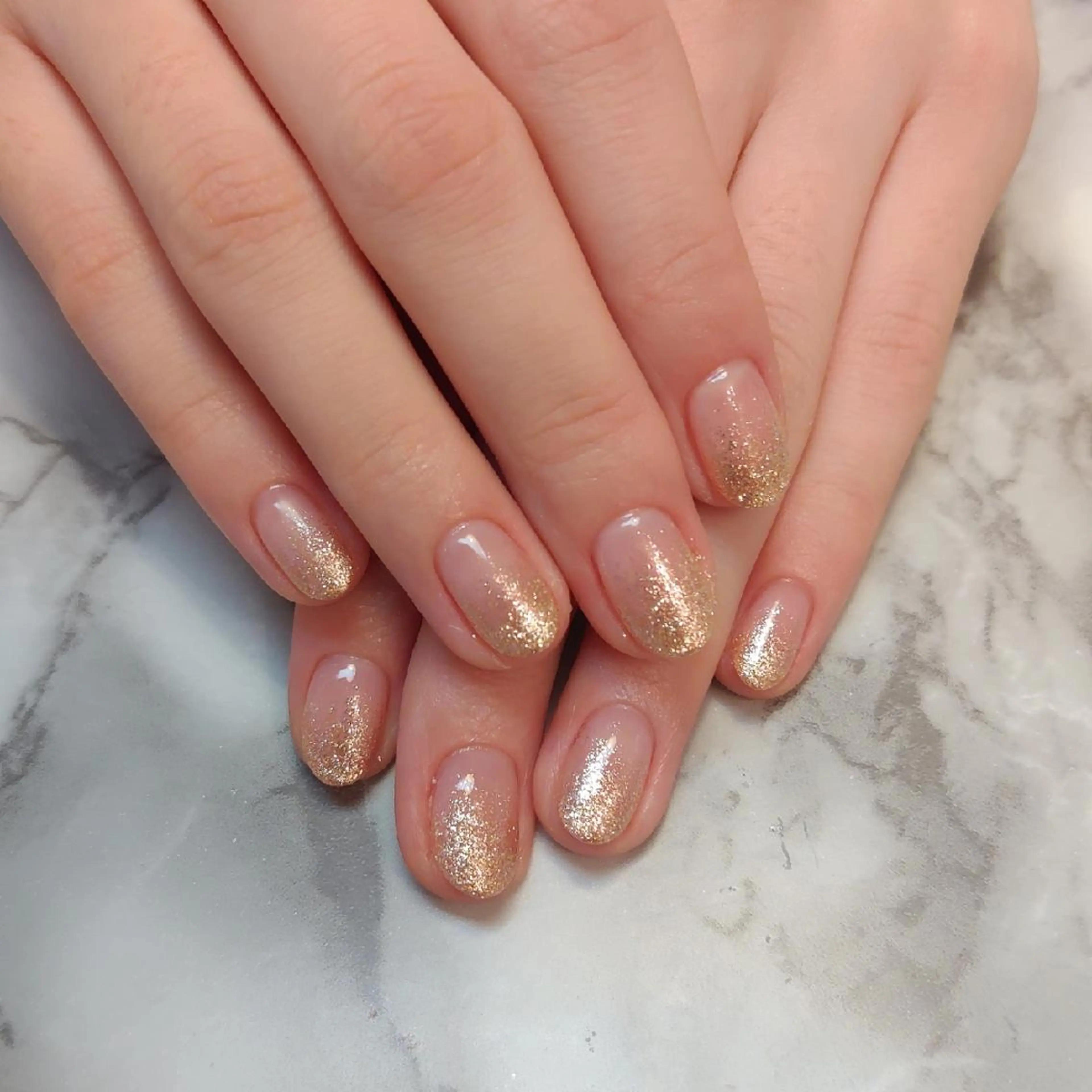 ネイル ラメ(グリッター) ラメグラデーション ジェヌインネイル 河内のネイルデザイン