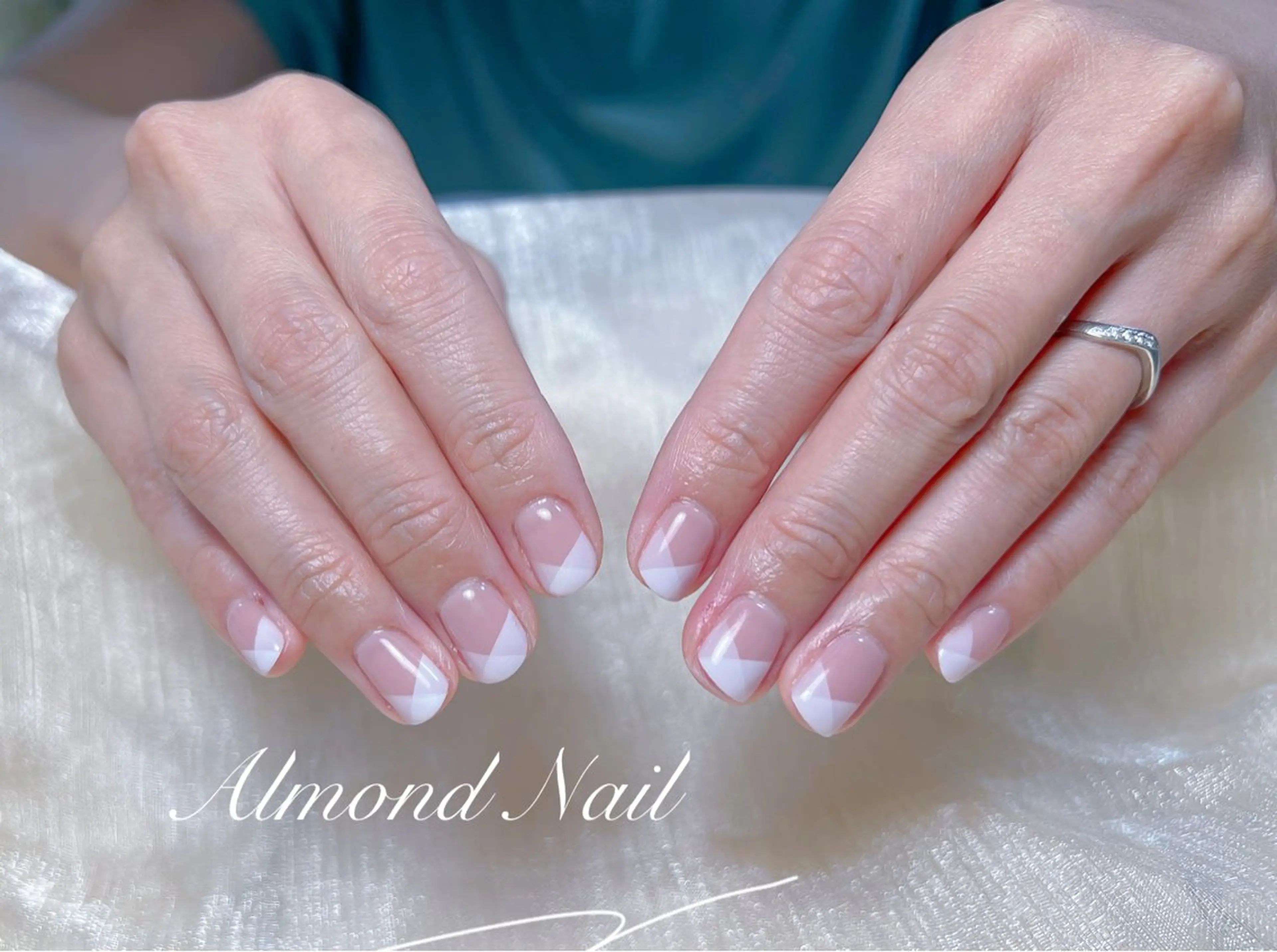 ネイル Almond Nail 亀戸のネイルデザイン