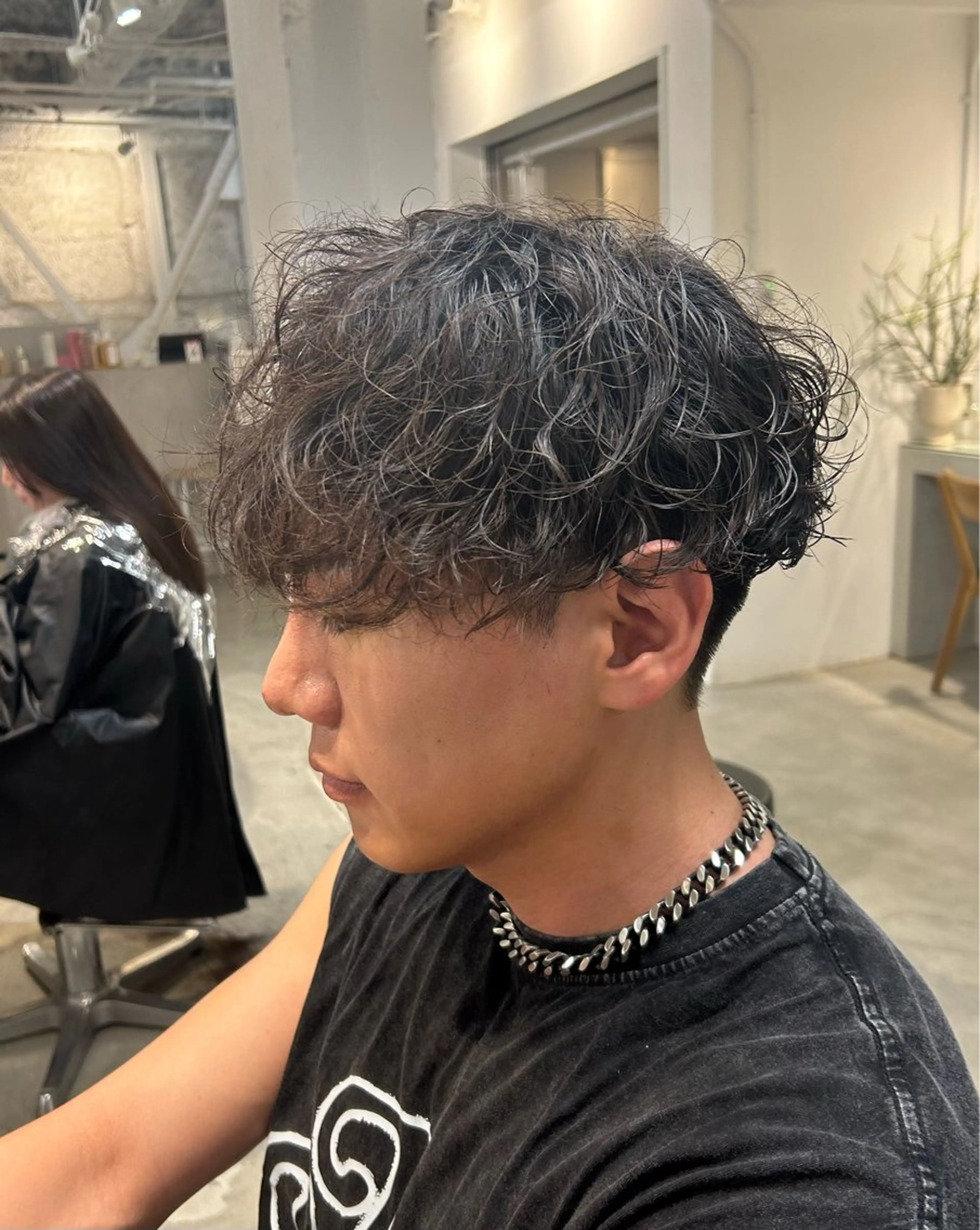 パーマ メンズ ビジネス センターパート フェードカット フェザーパーマ メンズ韓国風 カット パーマ メンズパーマ特化 💈藤田晃志のヘアスタイル