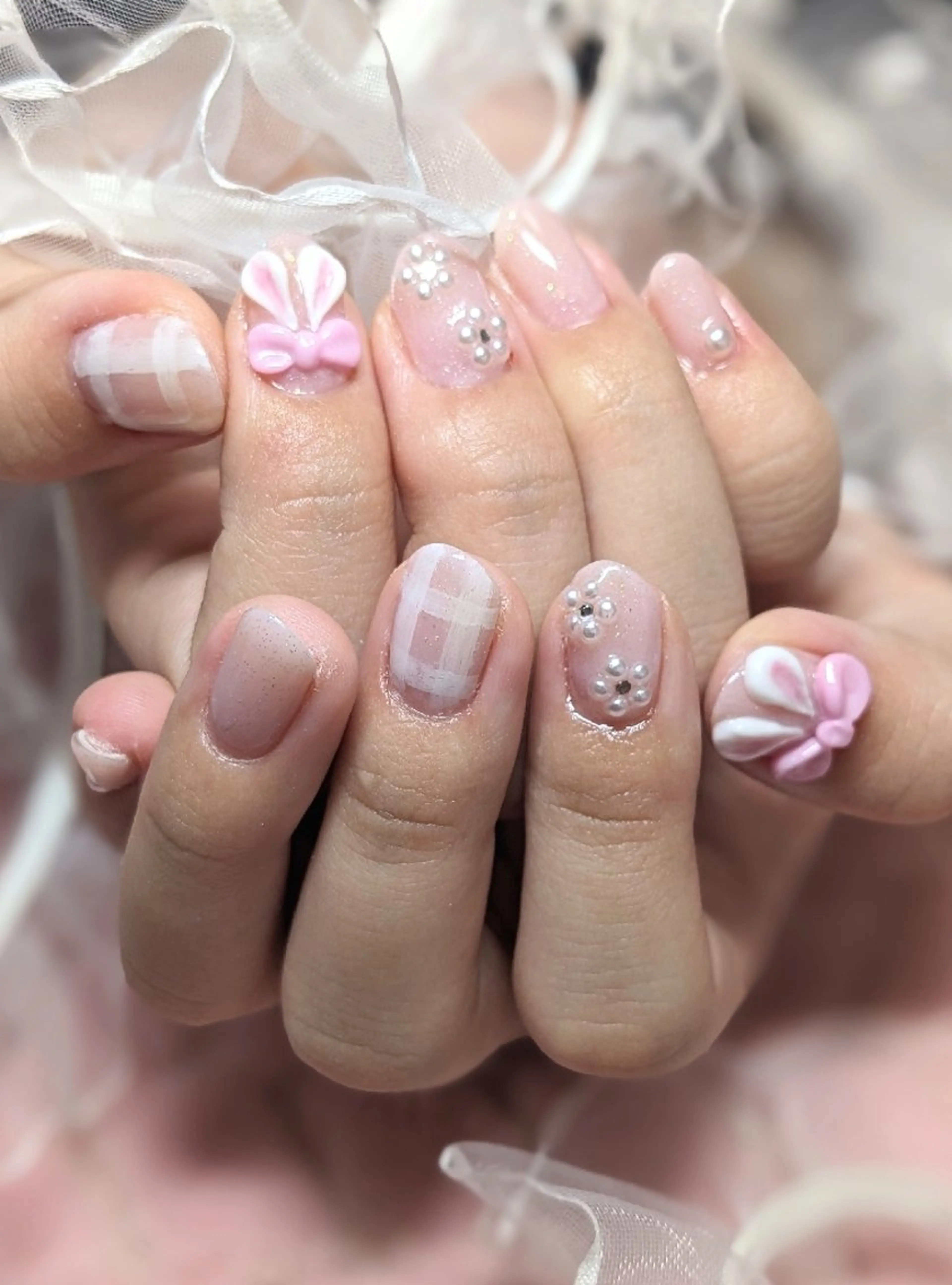 ネイル リボン Pureru✨ 🌹yukoのネイルデザイン