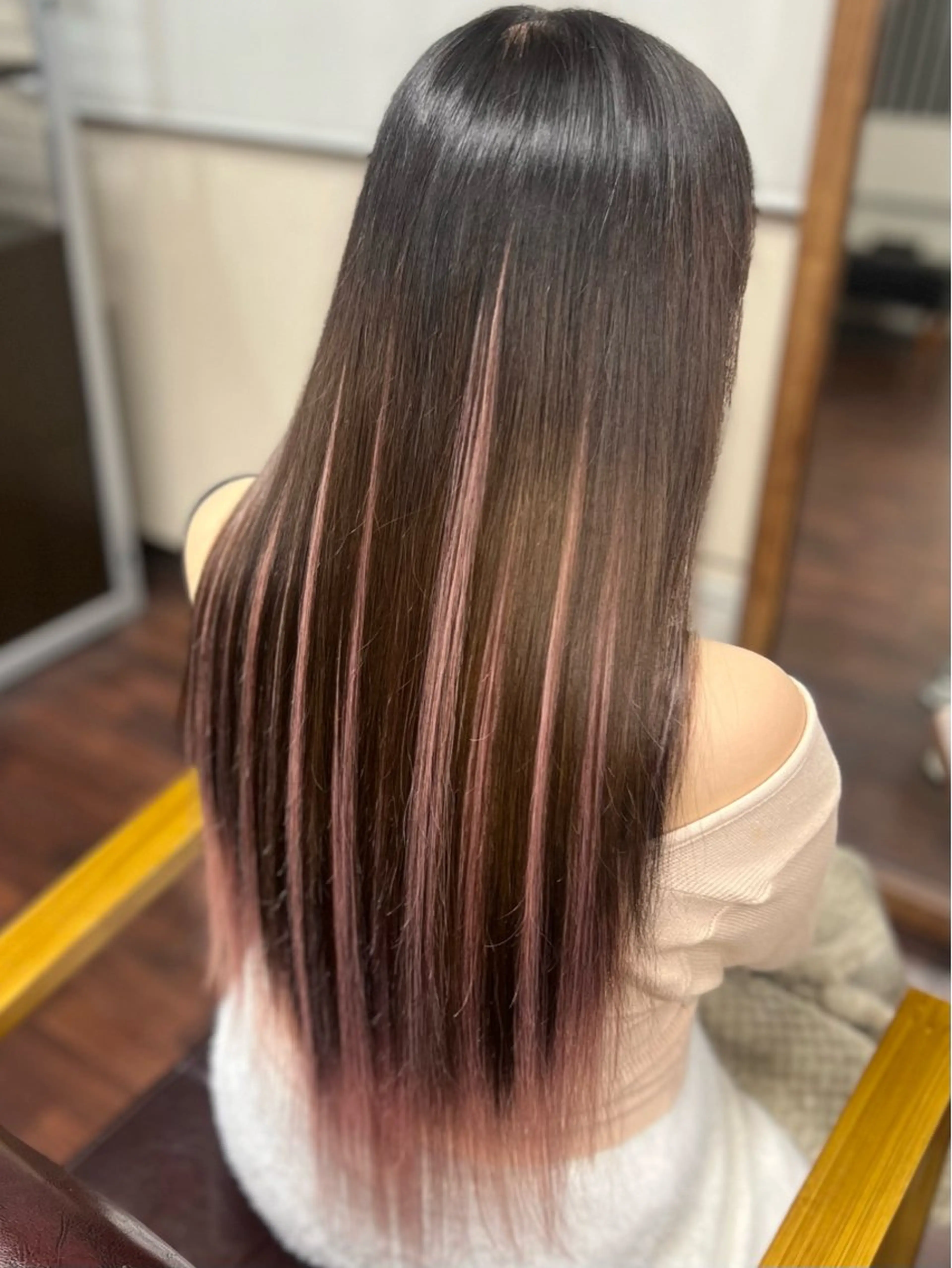 【モデル】シールエクステ おへその長さ(52cm) 40枚の写真