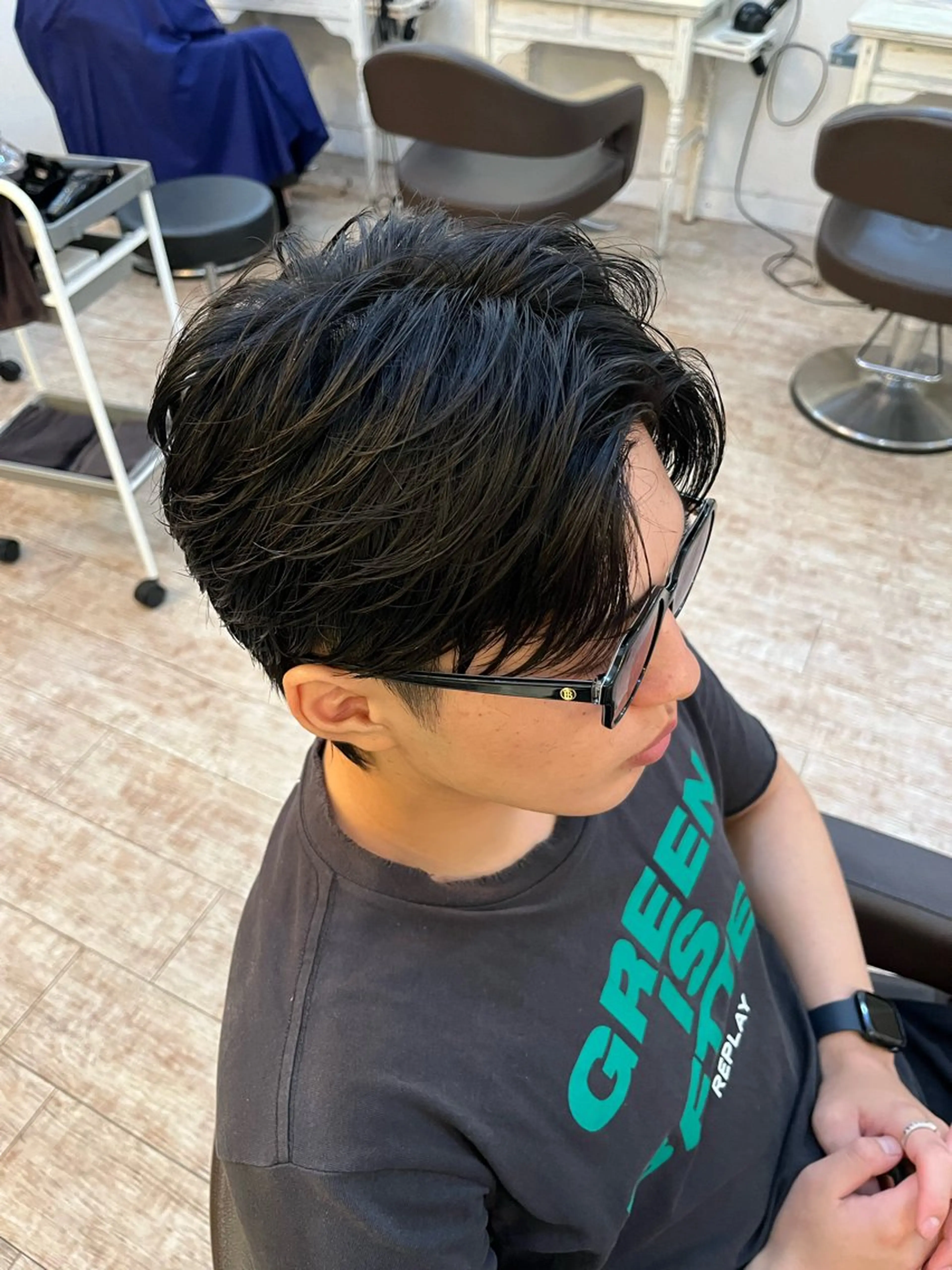 メンズ センターパート メンズウルフカット ウルフカット メンズカット 募集中✨まゆのヘアスタイル