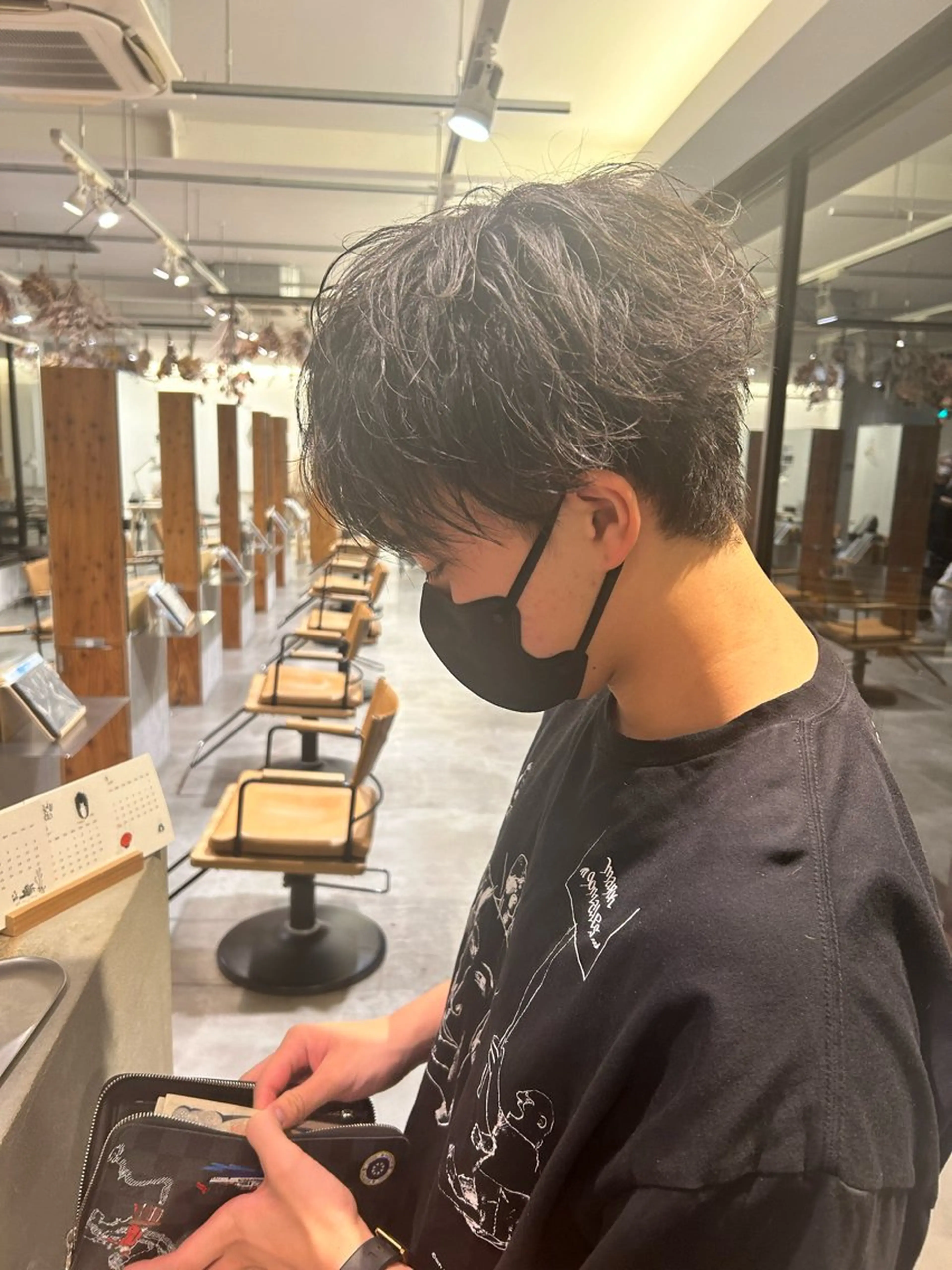 メンズ tote. 成瀬晃のヘアスタイル