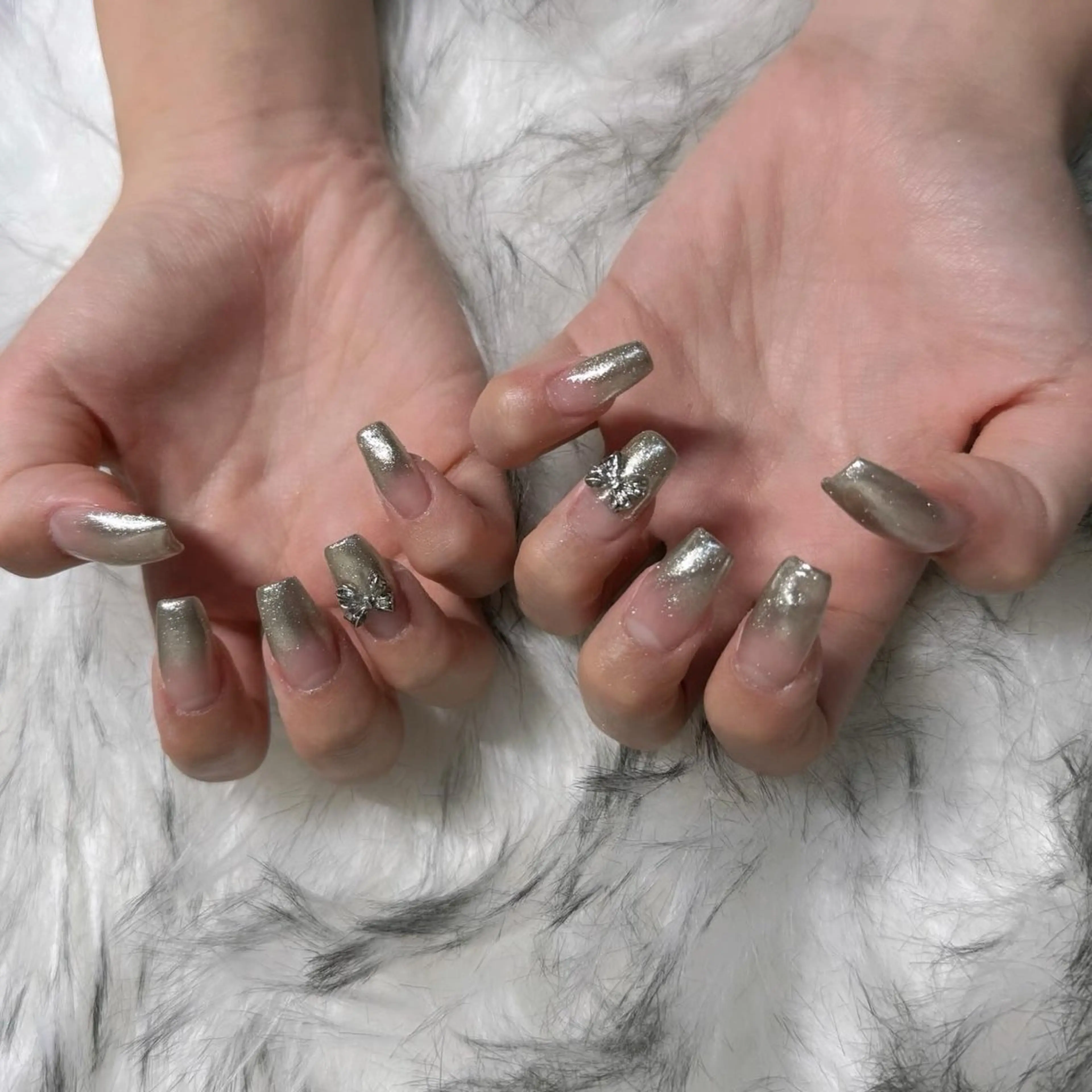 セミロング ハンドネイル mao .のネイルデザイン