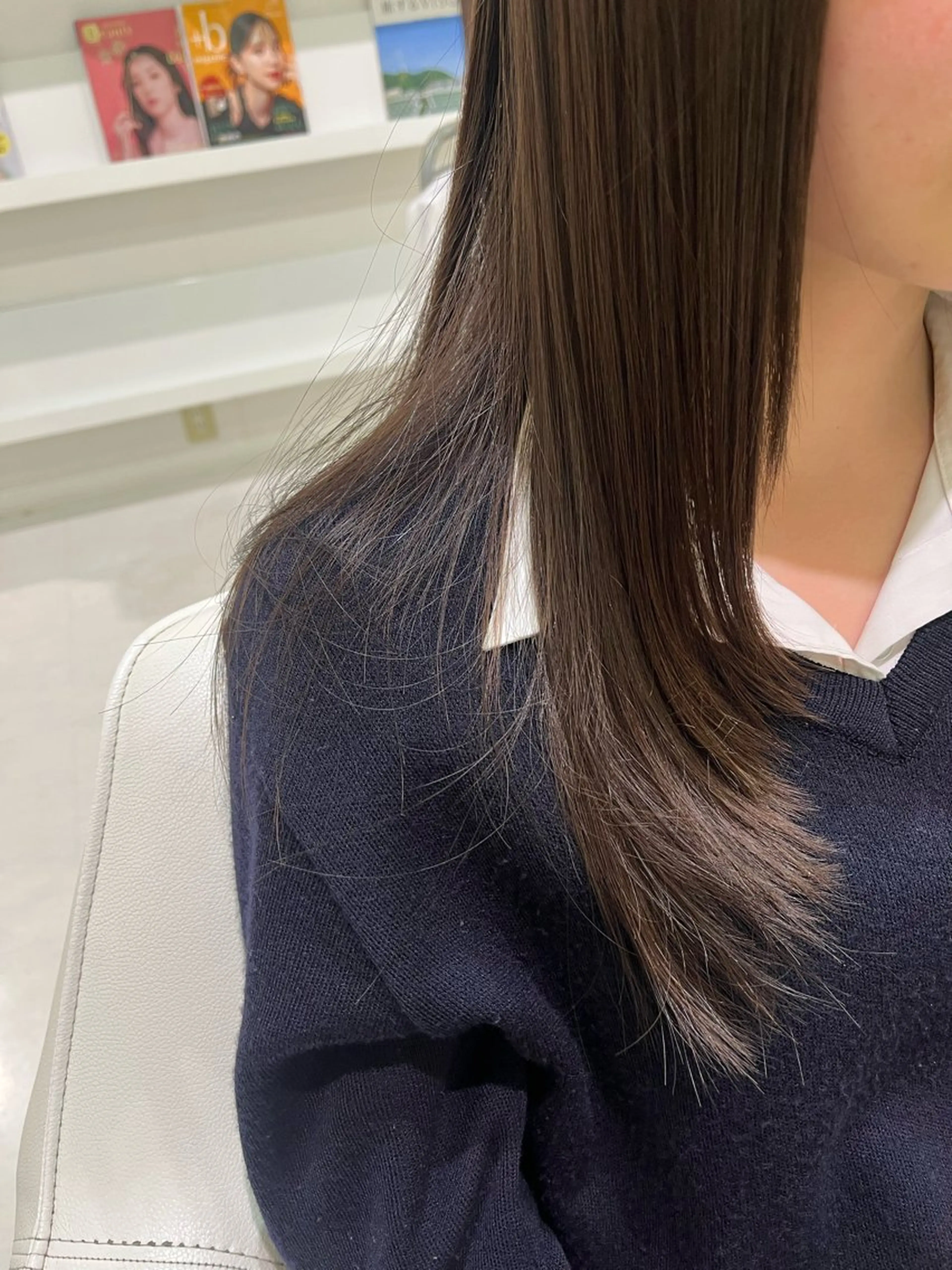 セミロング 山内 優奈のヘアスタイル