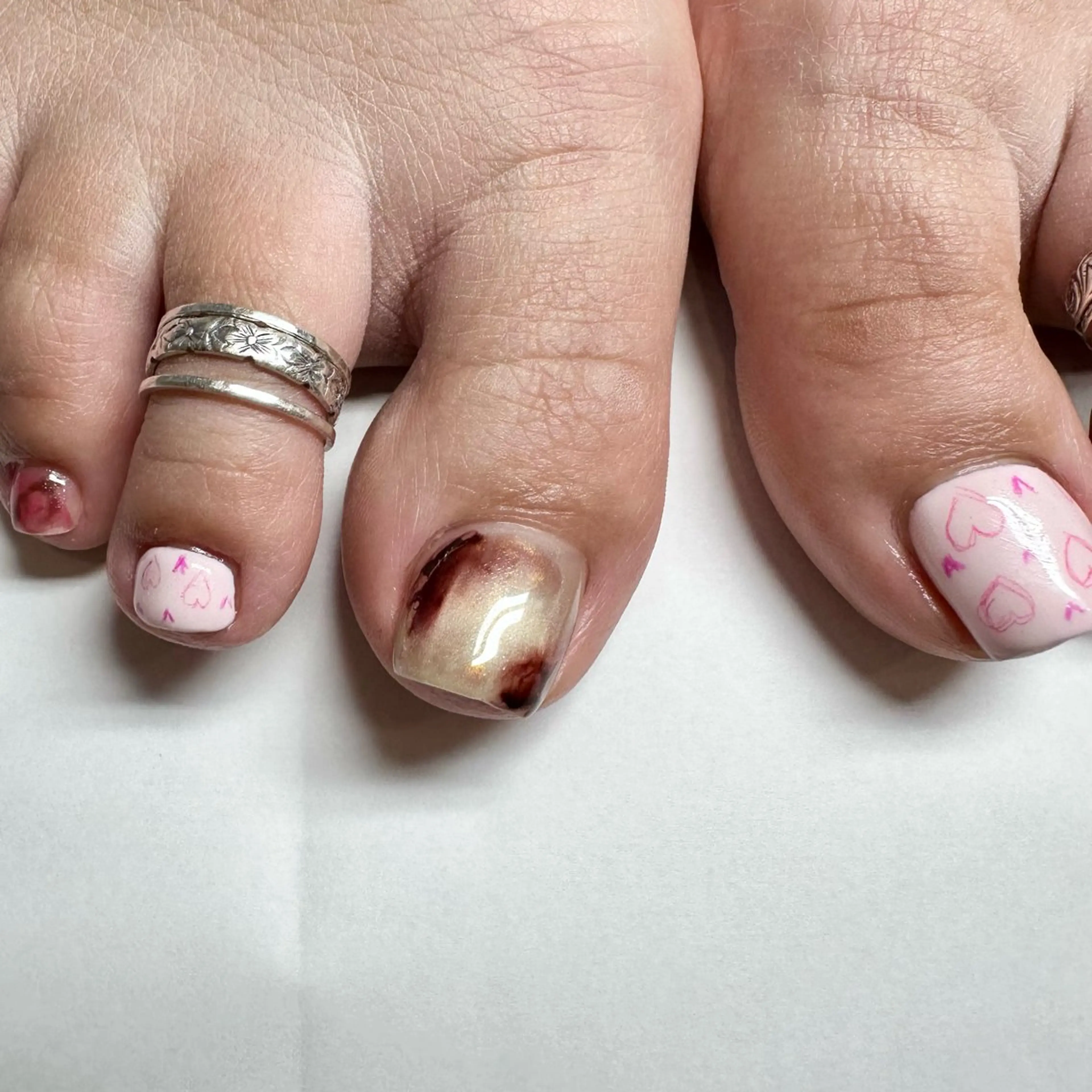 ネイル フットネイル 片野 菜々のネイルデザイン