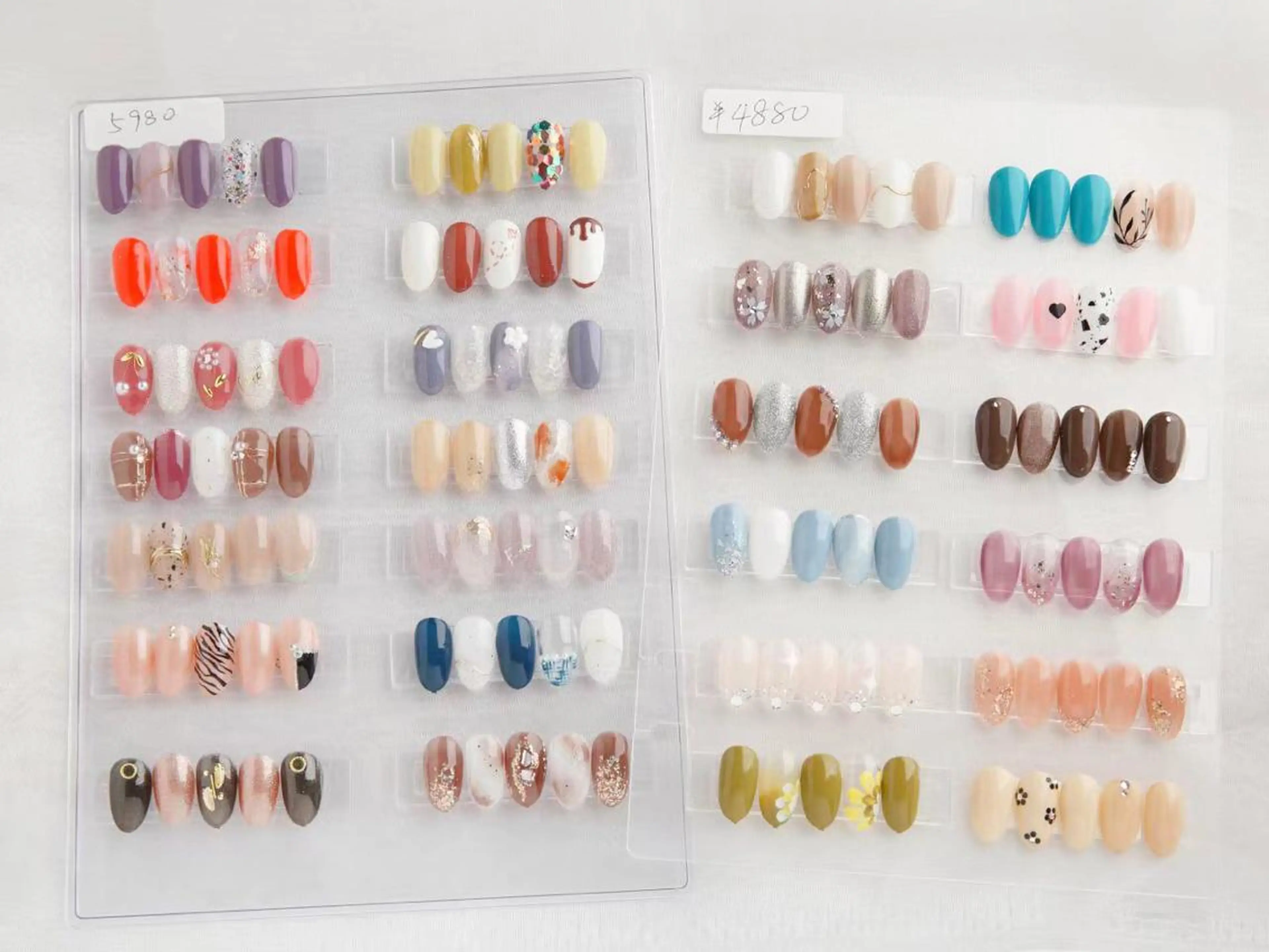 ネイル ハンドネイル VIVIAN リサのネイルデザイン