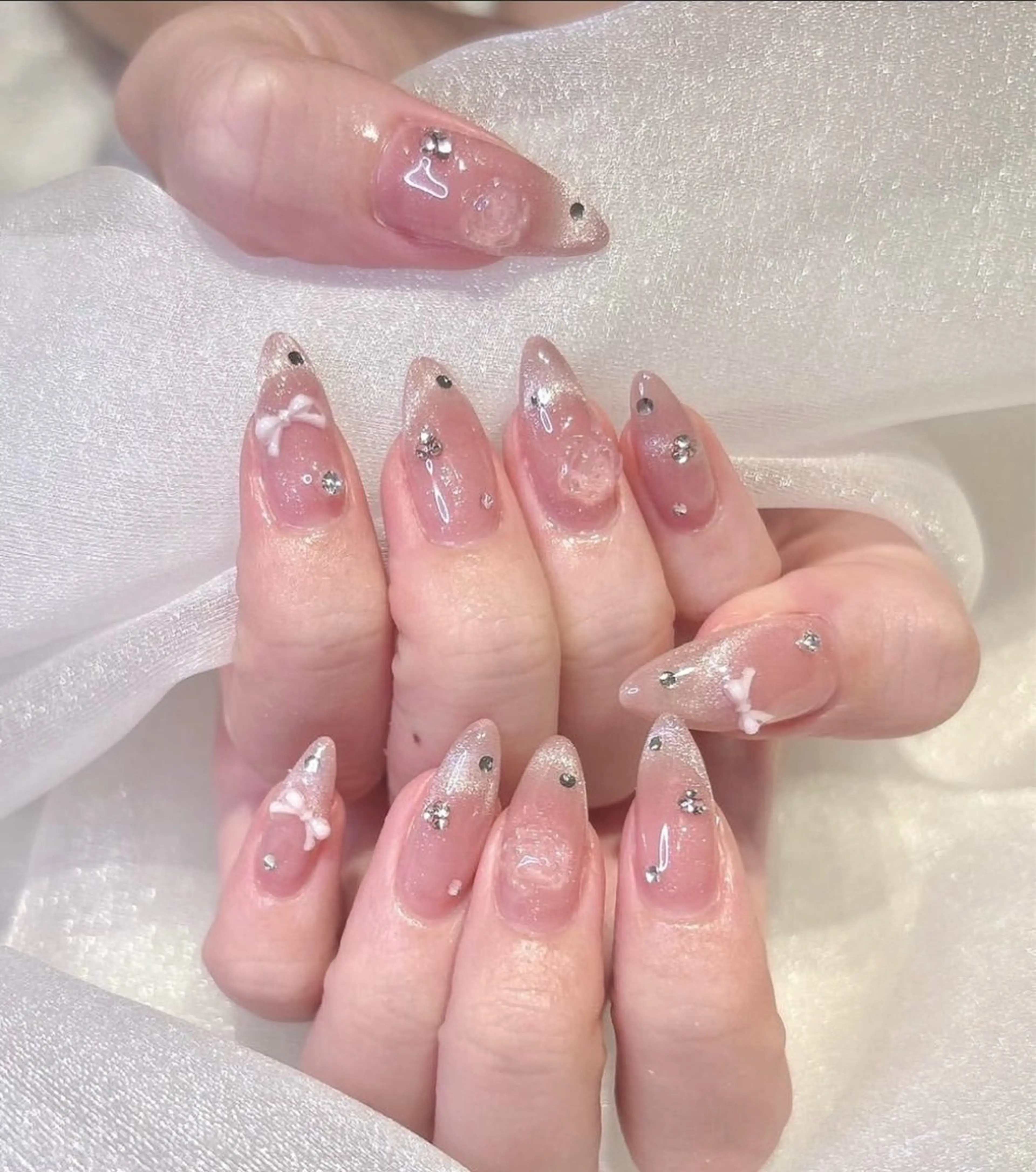 ネイル 長さ出し 持ち込み ハンドネイル JISOO ANA.CHUOのネイルデザイン