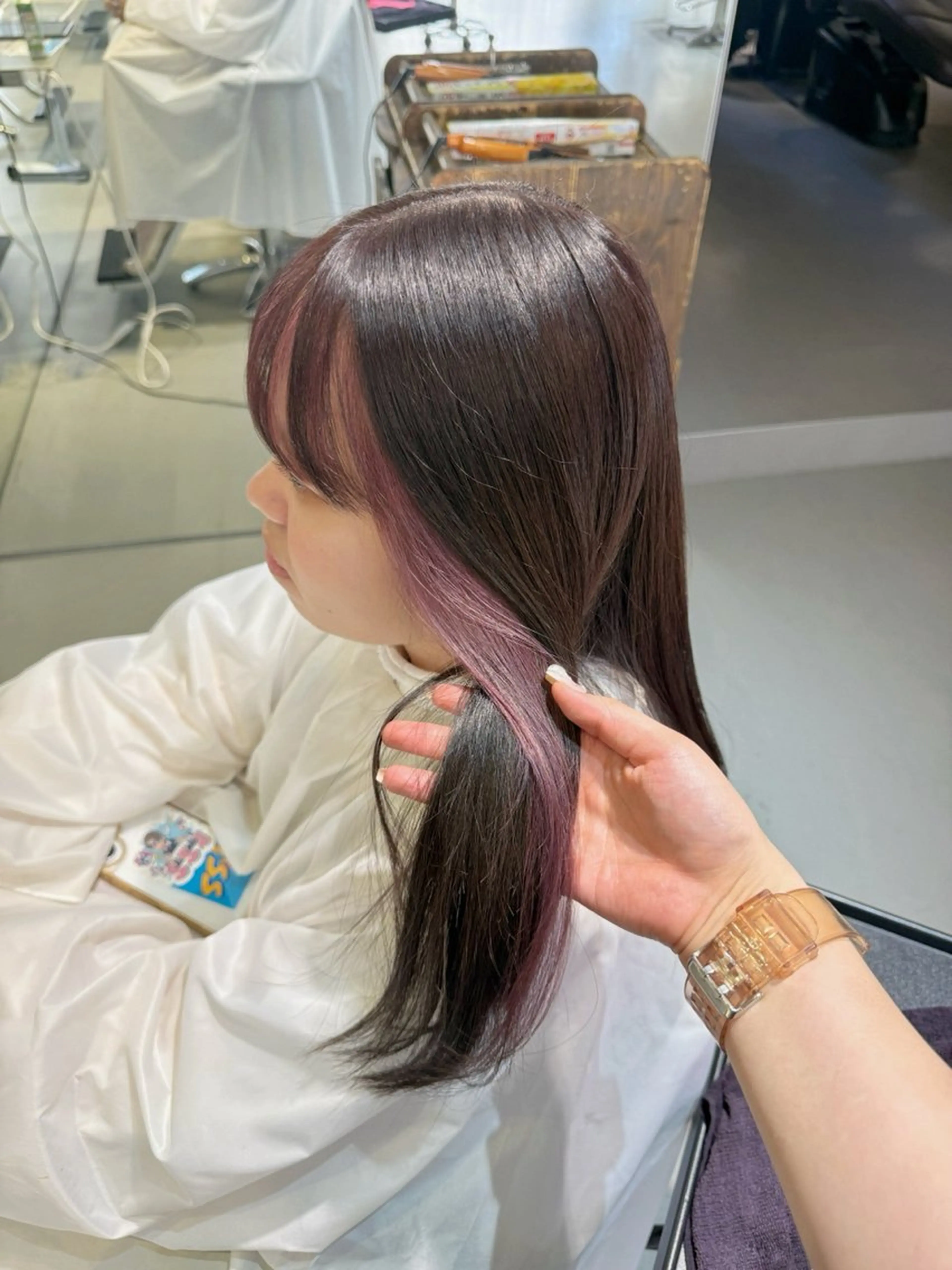 セミロング カラー ブリーチ ヘアカラー かとう きりん🎀🪽のヘアスタイル