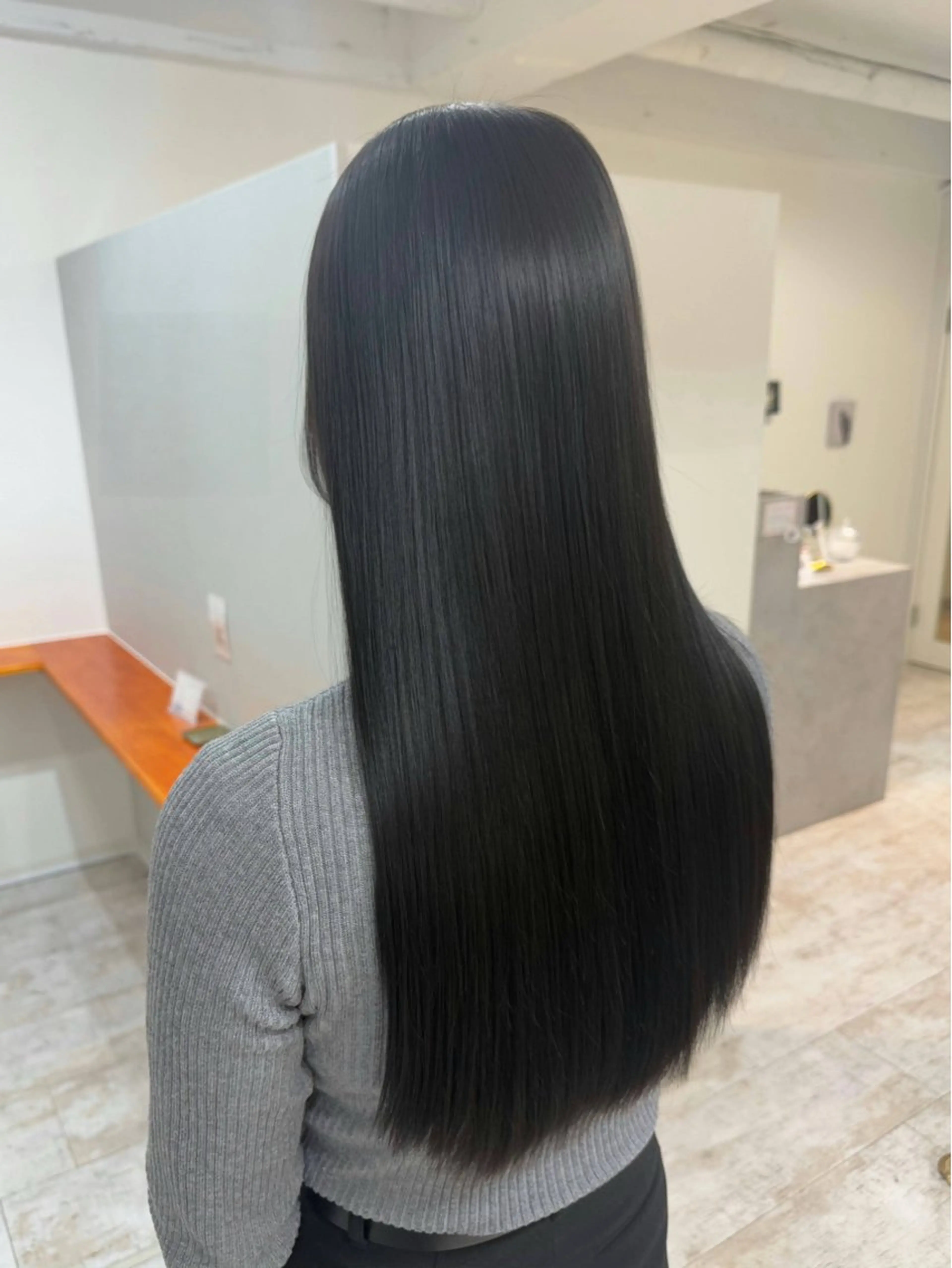 ロング カラー piLLon/ RYUKAのヘアスタイル