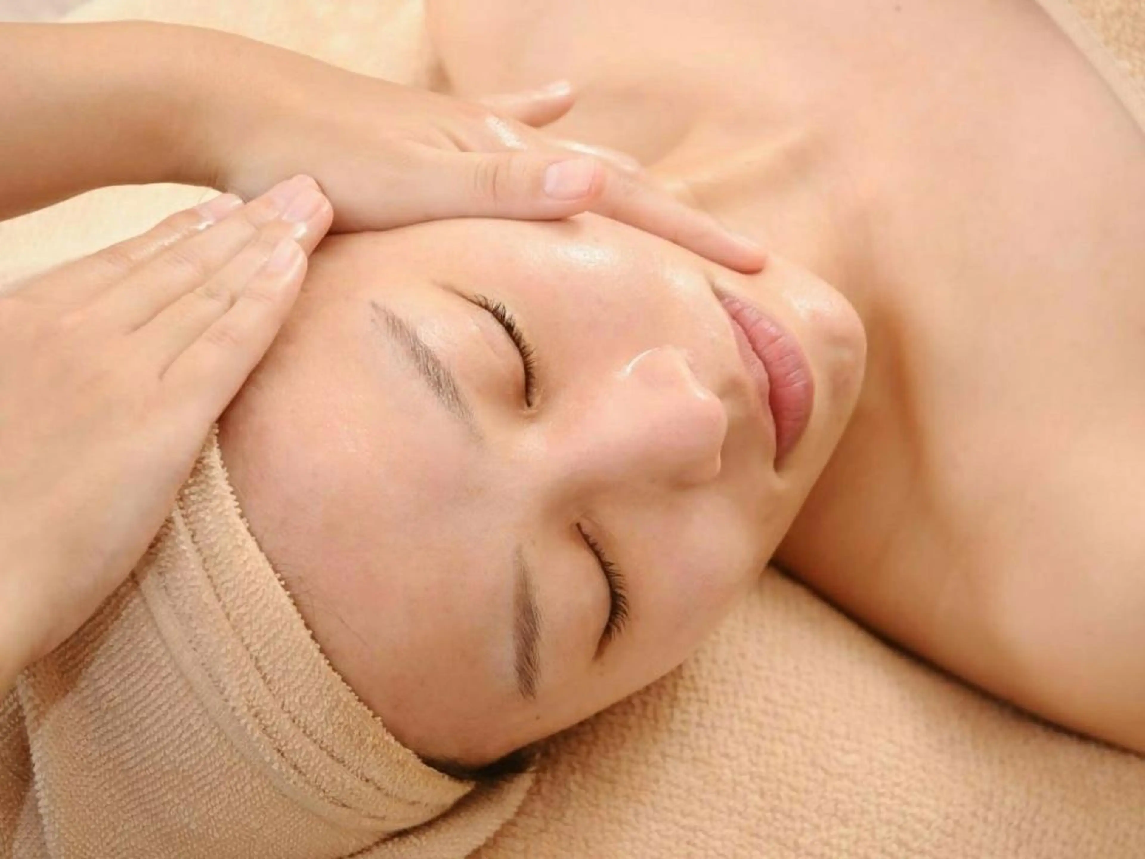 【毛穴洗浄orフェイシャルマッサージ】+肌別カスマラパックの写真