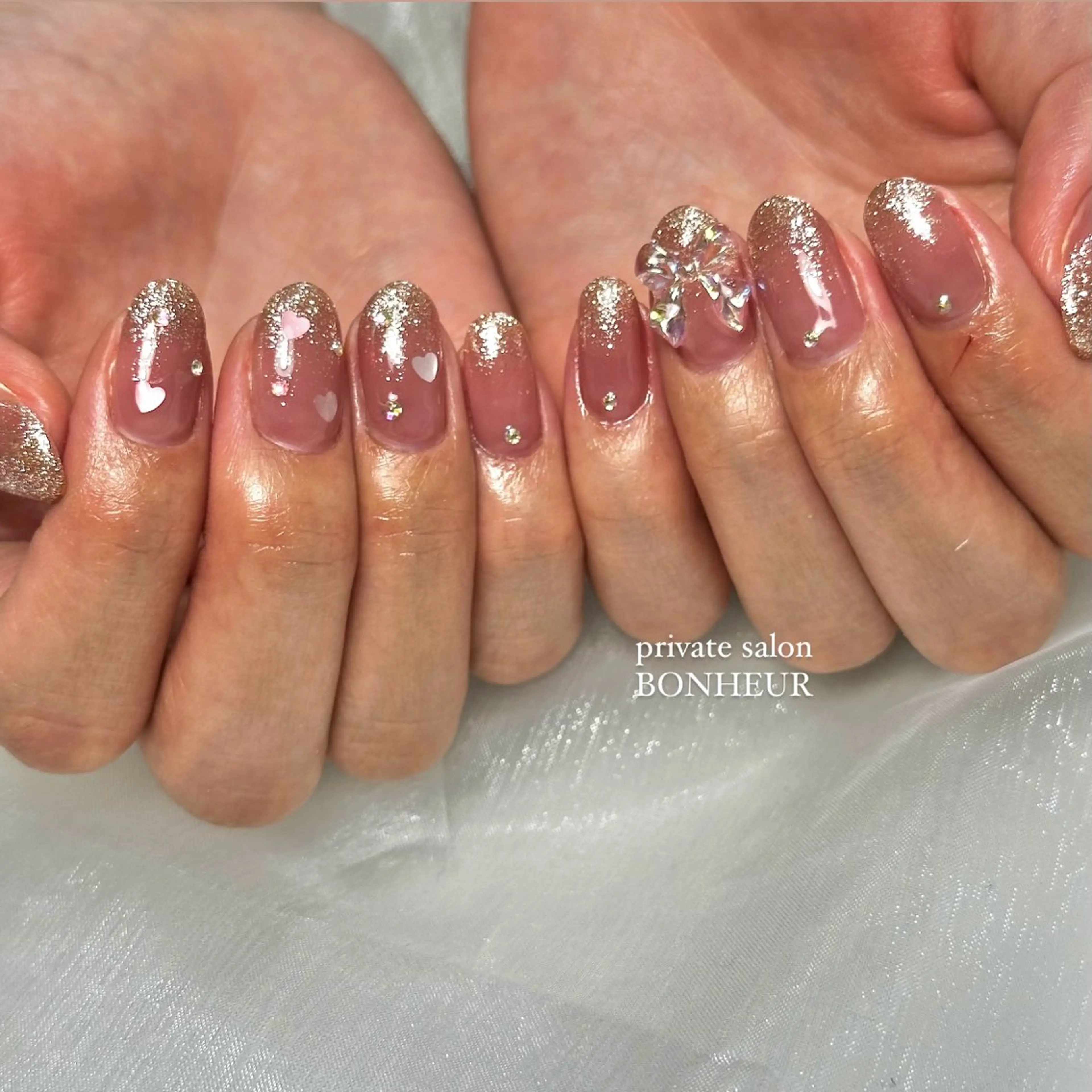 ネイル ハンドネイル BONHEUR Annaのネイルデザイン