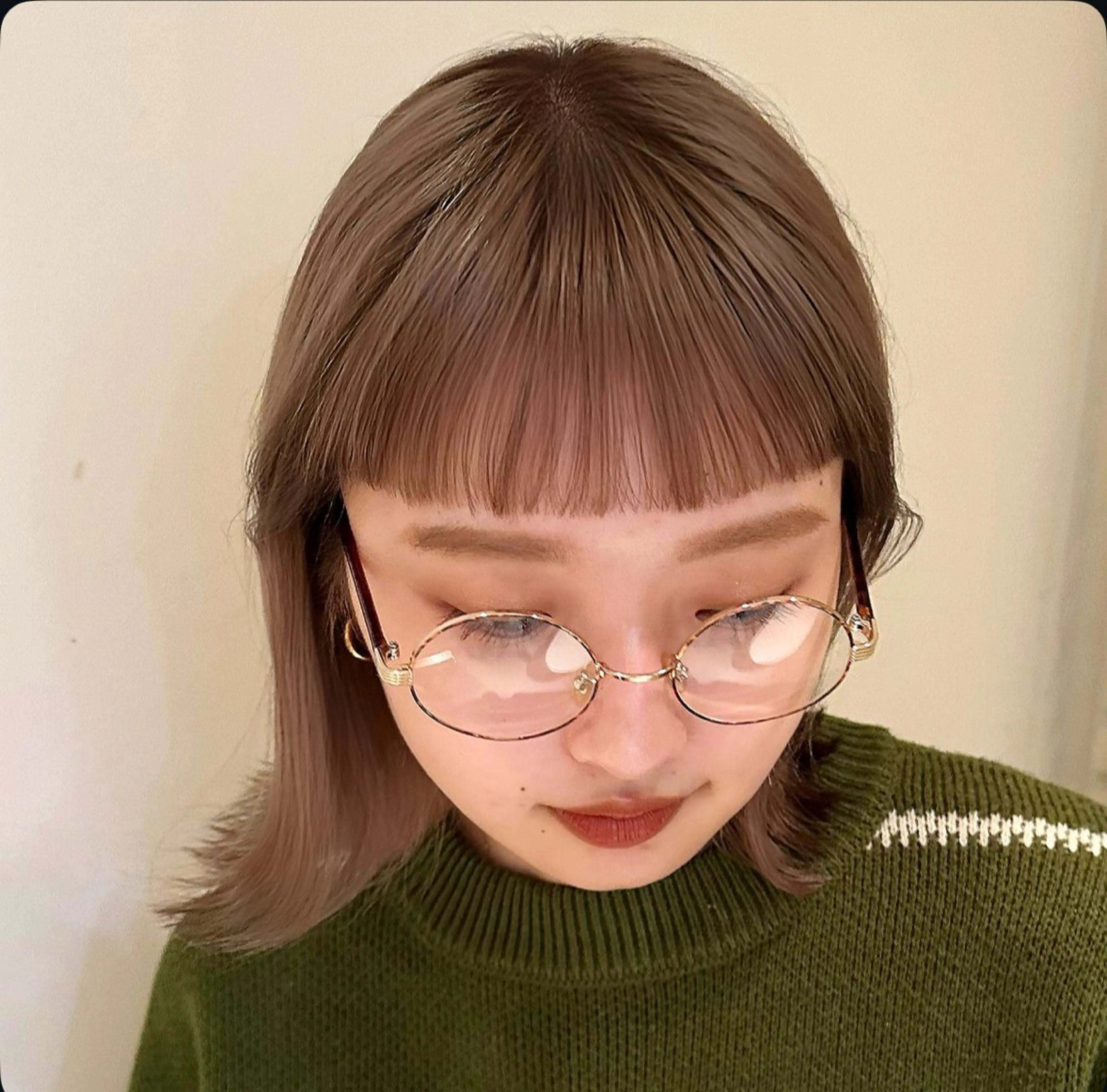 ミディアム カラー ベージュカラー オン眉 ❤️アヤカ Wカラー ボブ レイヤー❤️のヘアスタイル