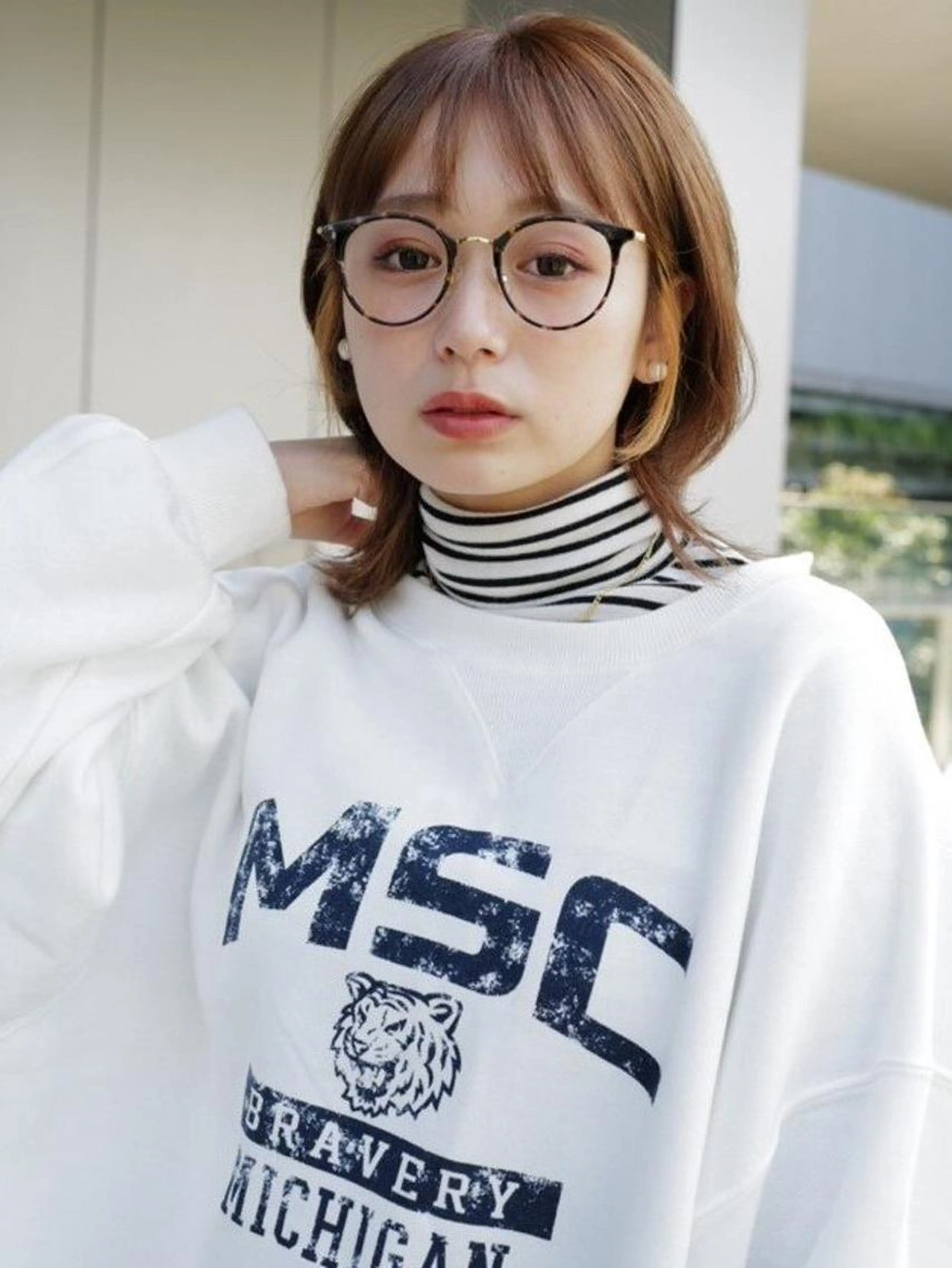 【オシャレさん必見】インナーカラー （ポイントブリーチ＋ポイントカラー）＋髪補修トリートメントの写真