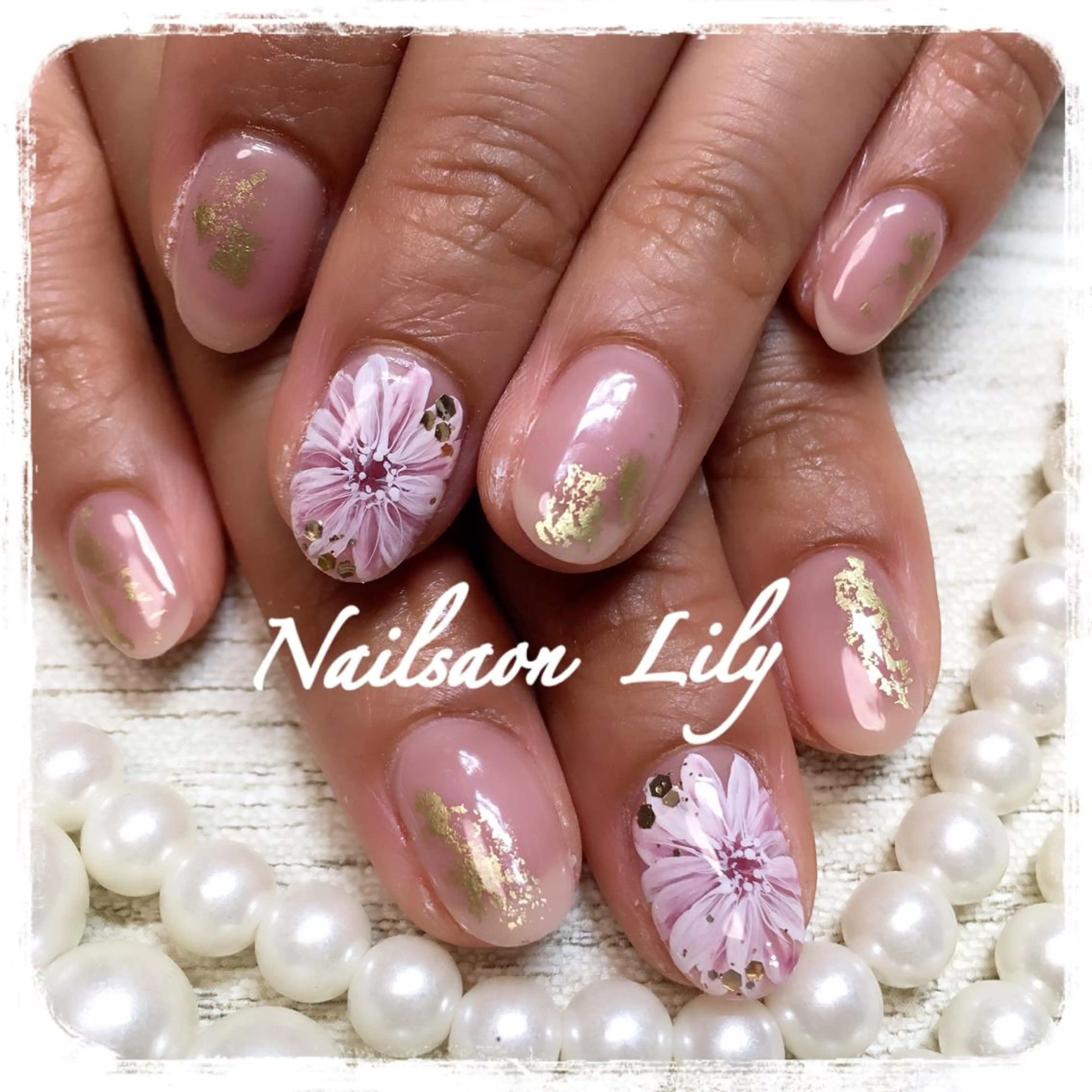 ネイル フラワーネイル Lily*nail 🌻Mii🌻のネイルデザイン