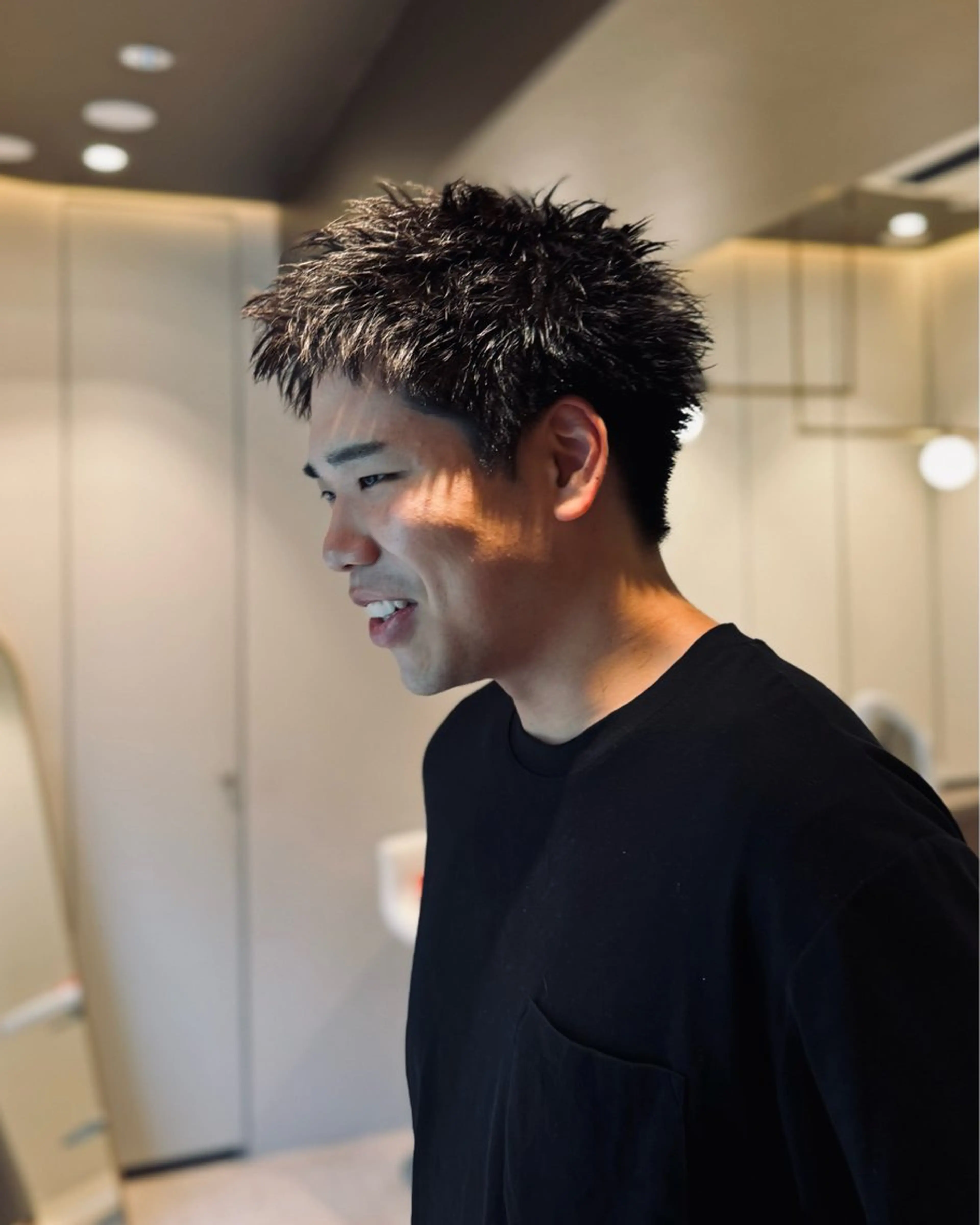 ショート パーマ メンズ ビジネス 刈り上げ メンズベリーショート ベリーショート ショートヘア カット ヘッドスパ 丸山 航輝のヘアスタイル