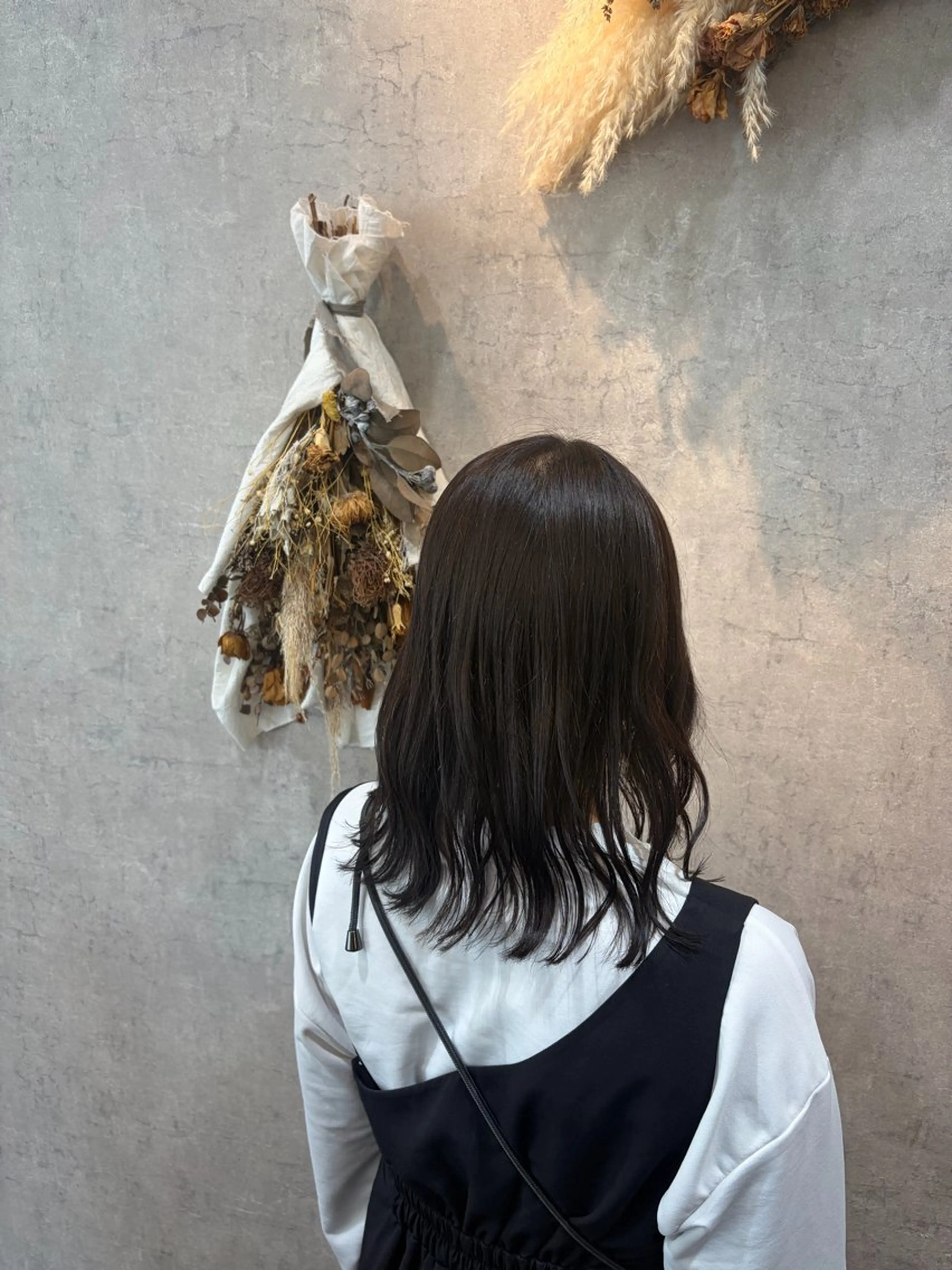 ミディアム カット ヘアカラー トリートメント 下山 萌華のヘアスタイル