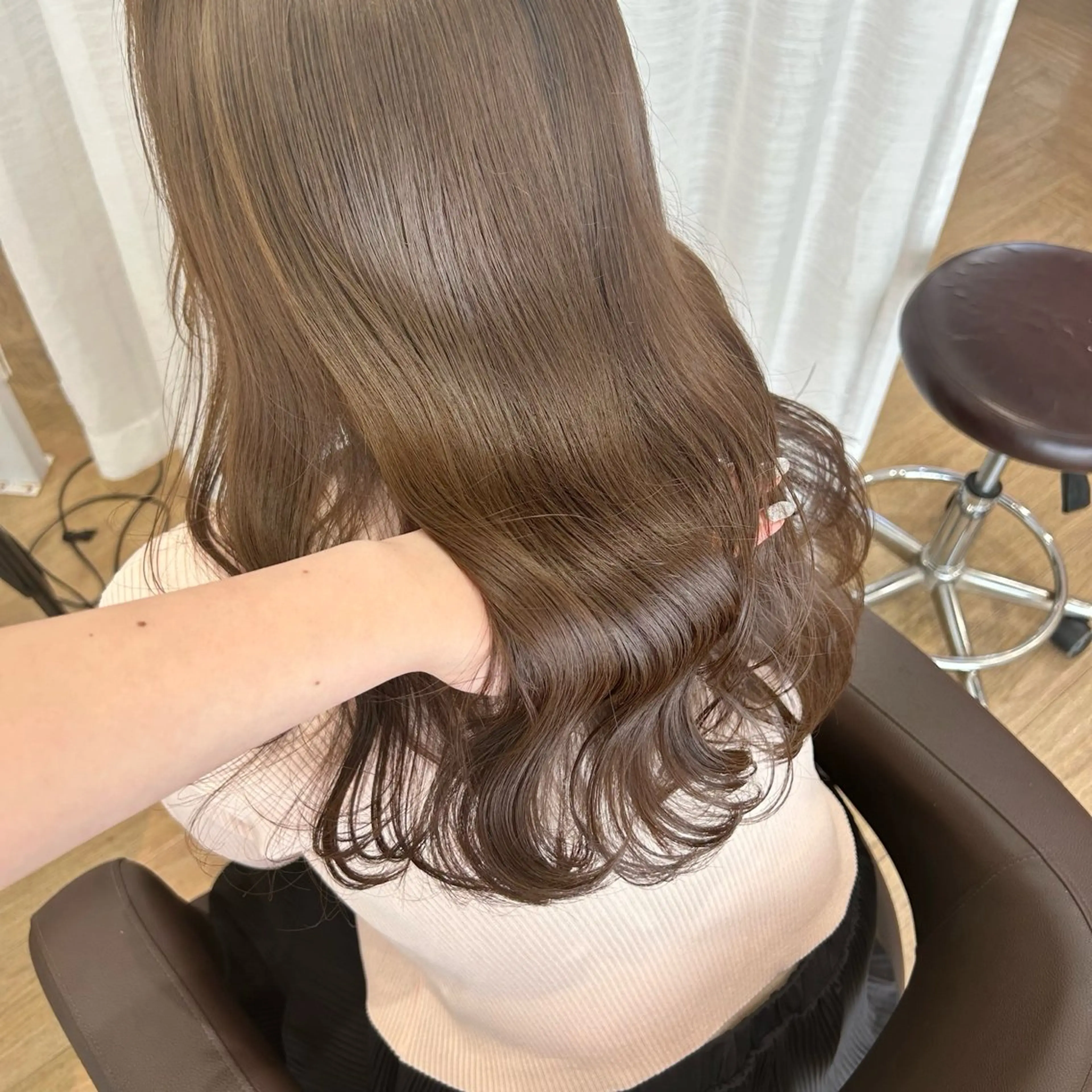 ロング カラー ブリーチ ダブルカラー ブリーチなしカラー カット ヘアカラー 砂野 真璃奈のヘアスタイル
