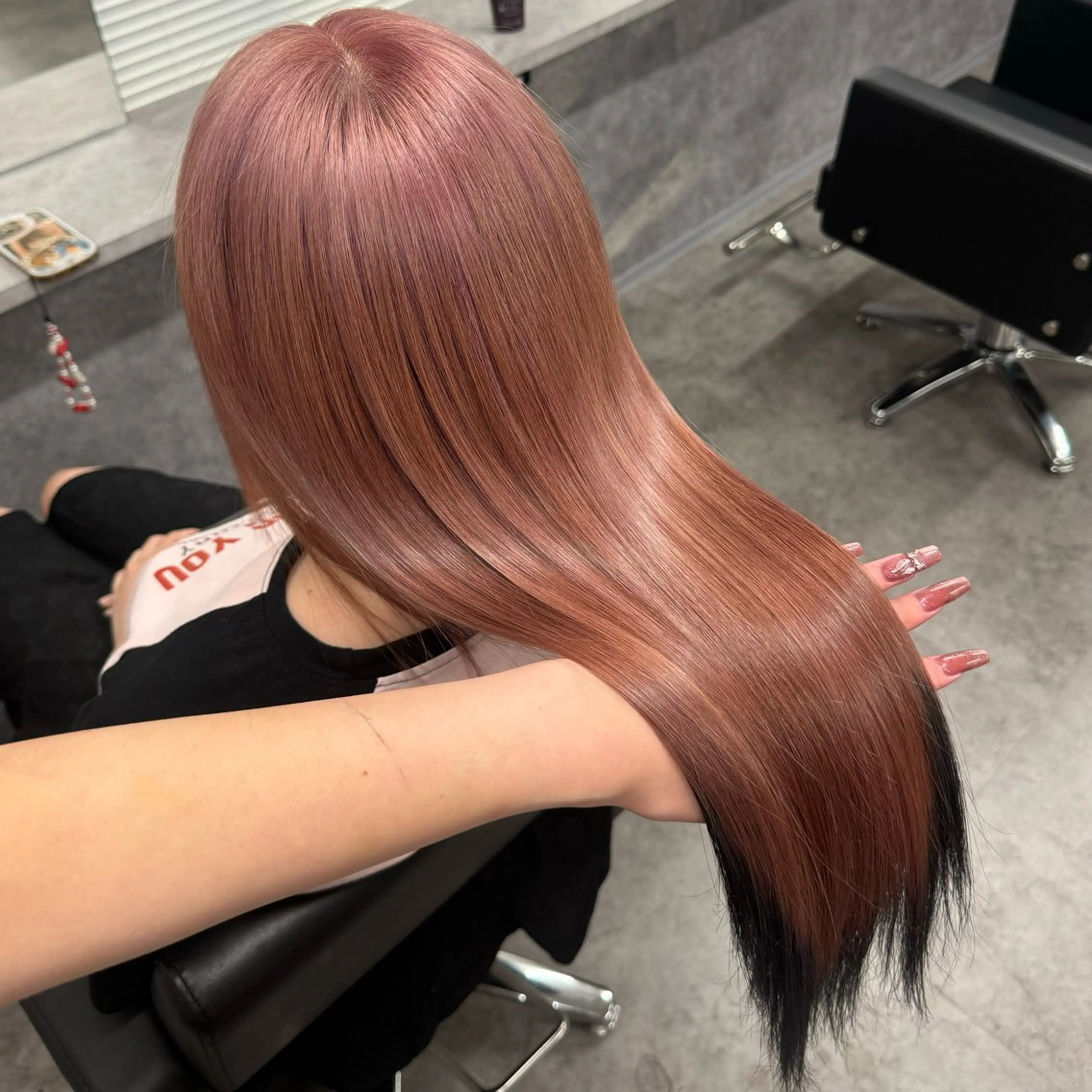 ロング ヘアカラー トリートメント 透明感/ 艶ハイトーン/梨桜のヘアスタイル