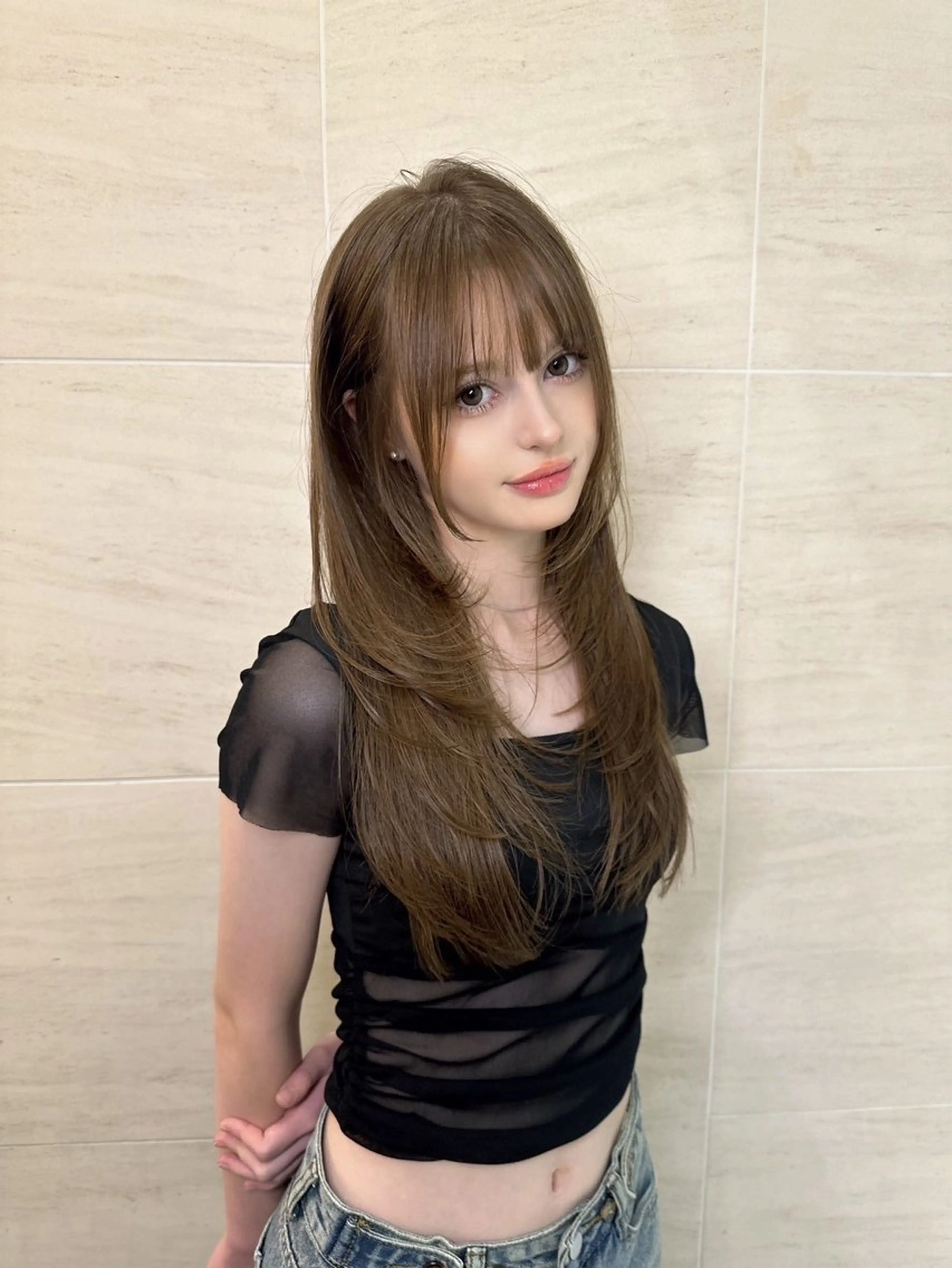 ロング カラー カット ヘアカラー トリートメント レイヤーカット 透明感カラーのヘアスタイル