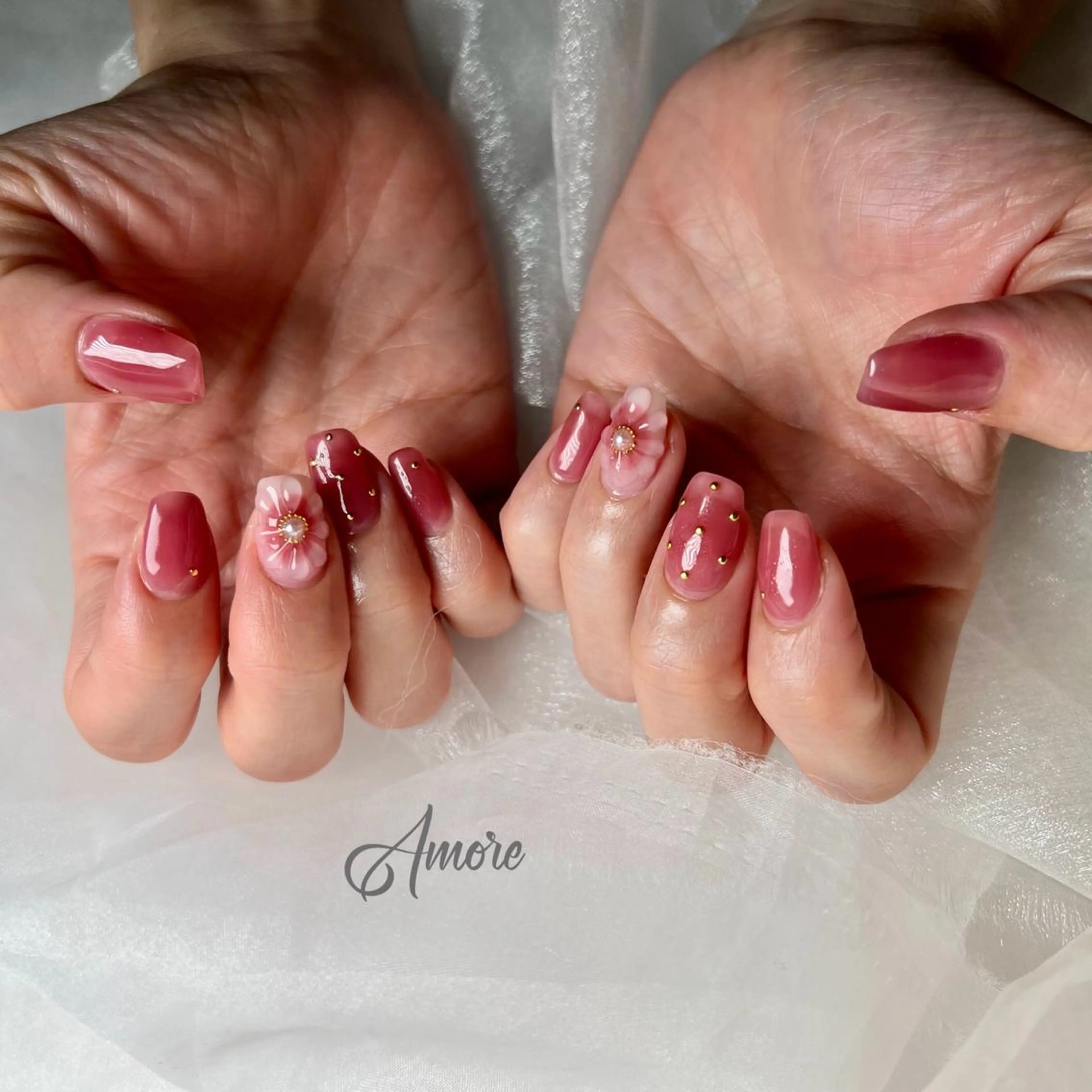 ネイル ジェルネイル 韓国ネイル ミラーネイル オフィスネイル パラジェル ハンドネイル ハンドケア You kyehwaのネイルデザイン