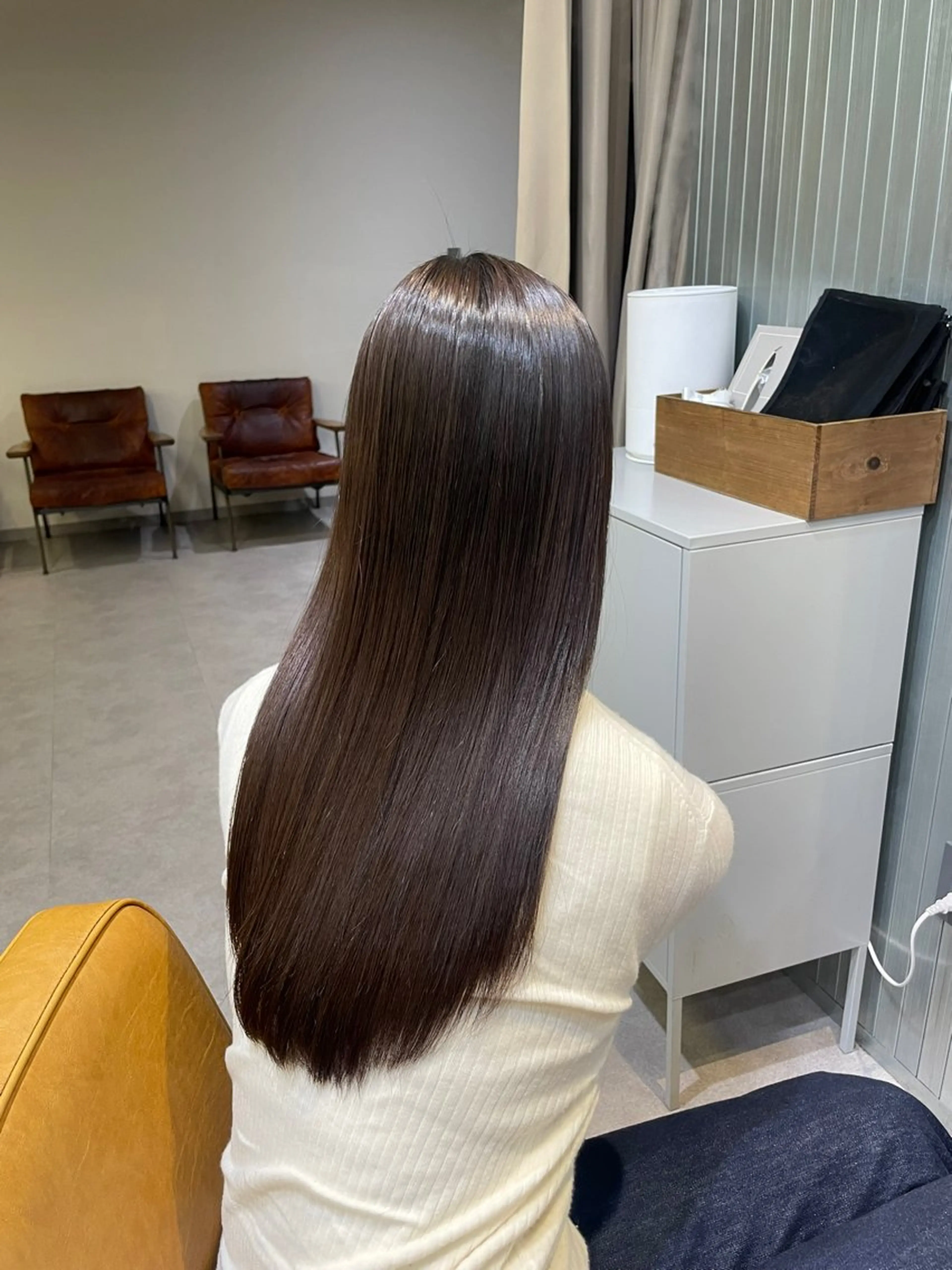 ロング SARA 【大阪梅田】のヘアスタイル