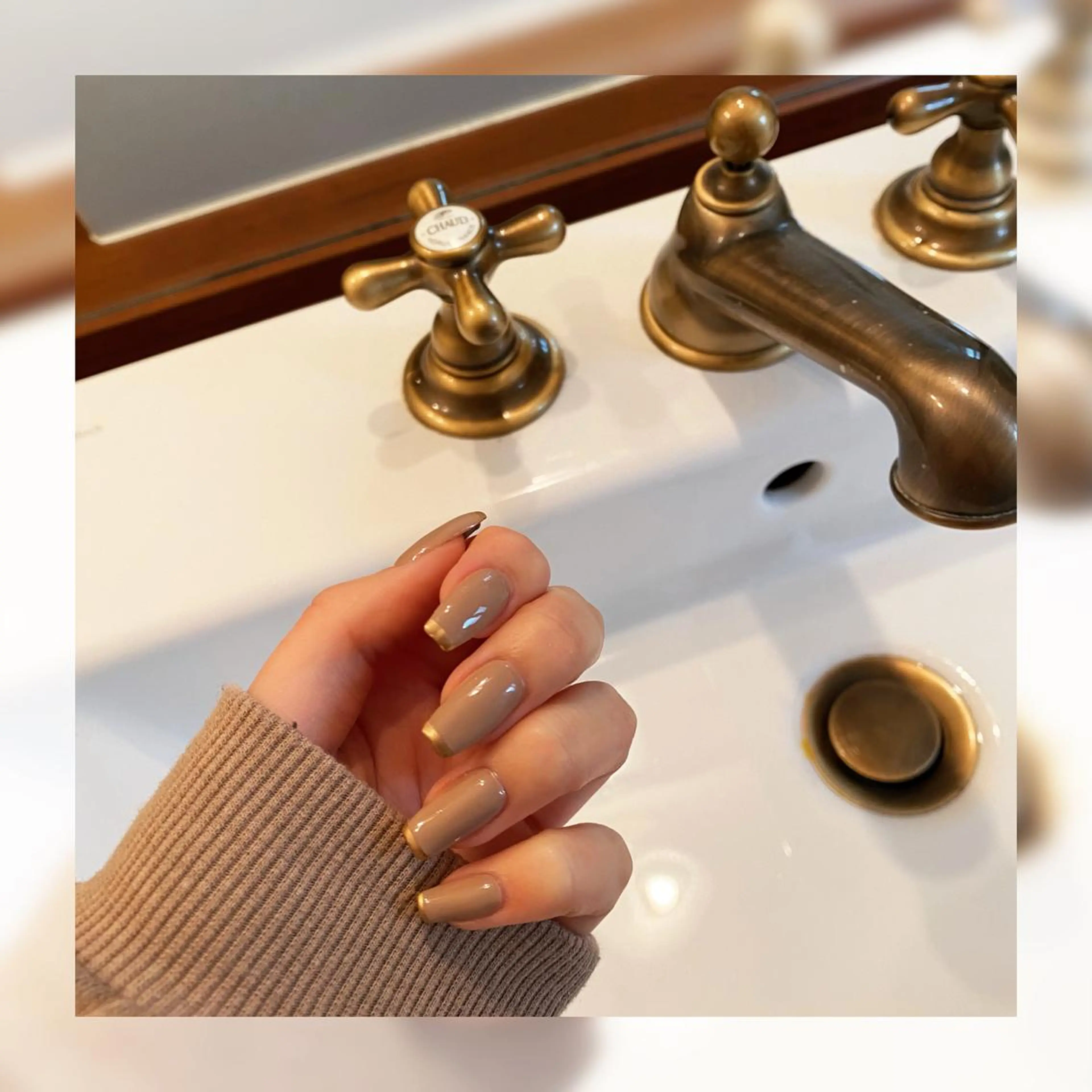 ネイル Toujours / nijinaのネイルデザイン