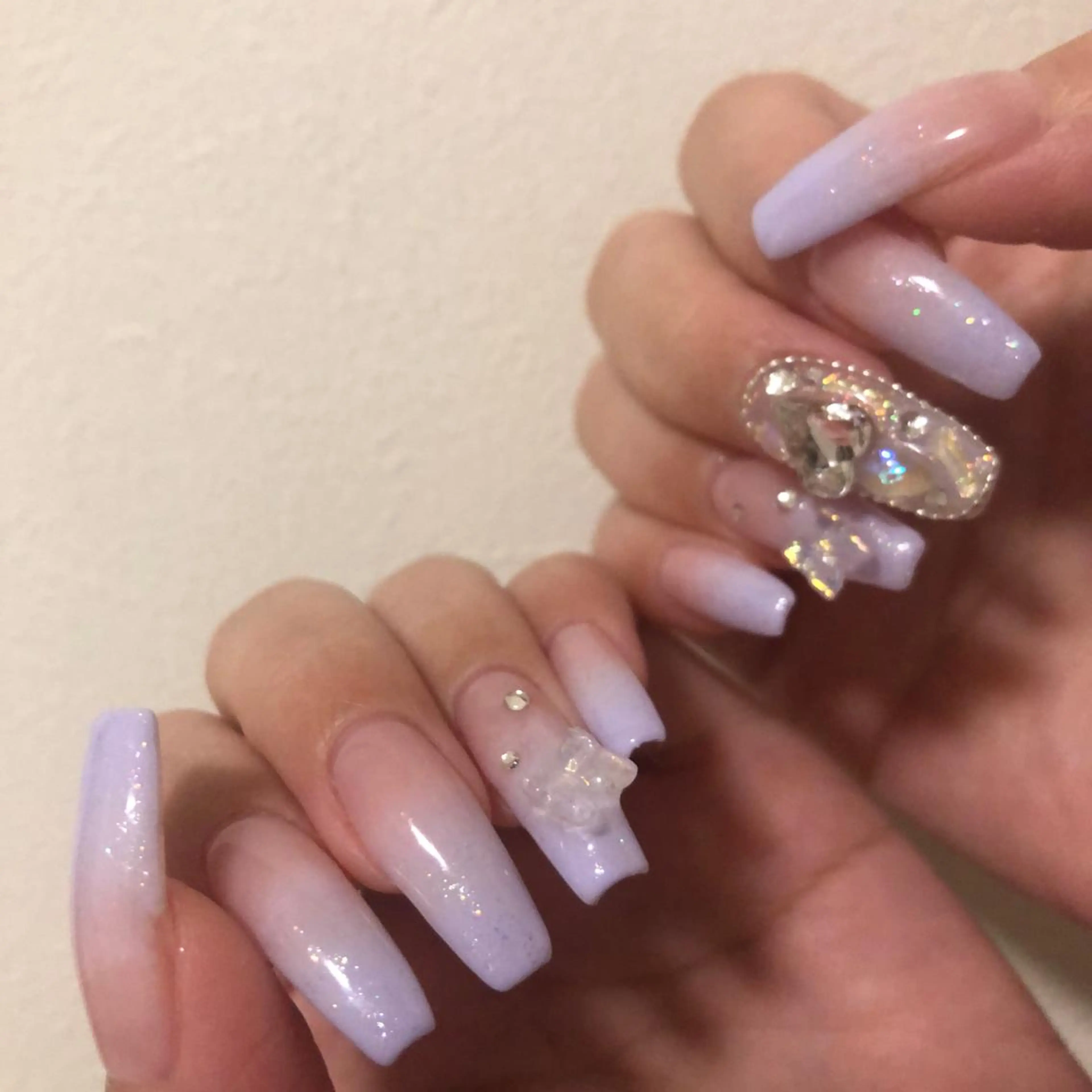 ネイル ハンドネイル ViViA momokaのネイルデザイン