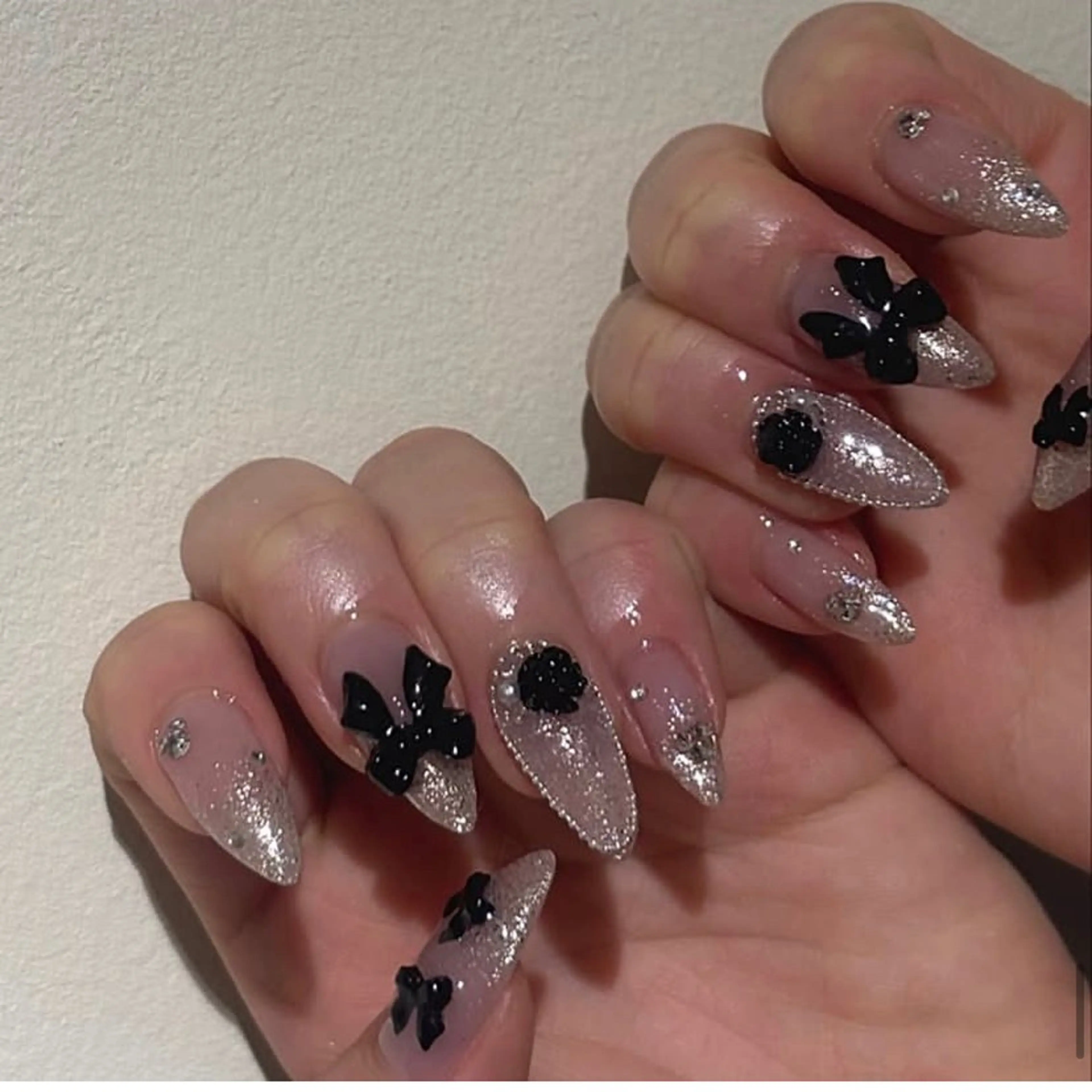 ネイル Hin Nail Osaka所属・Hin Nailsのネイルデザイン