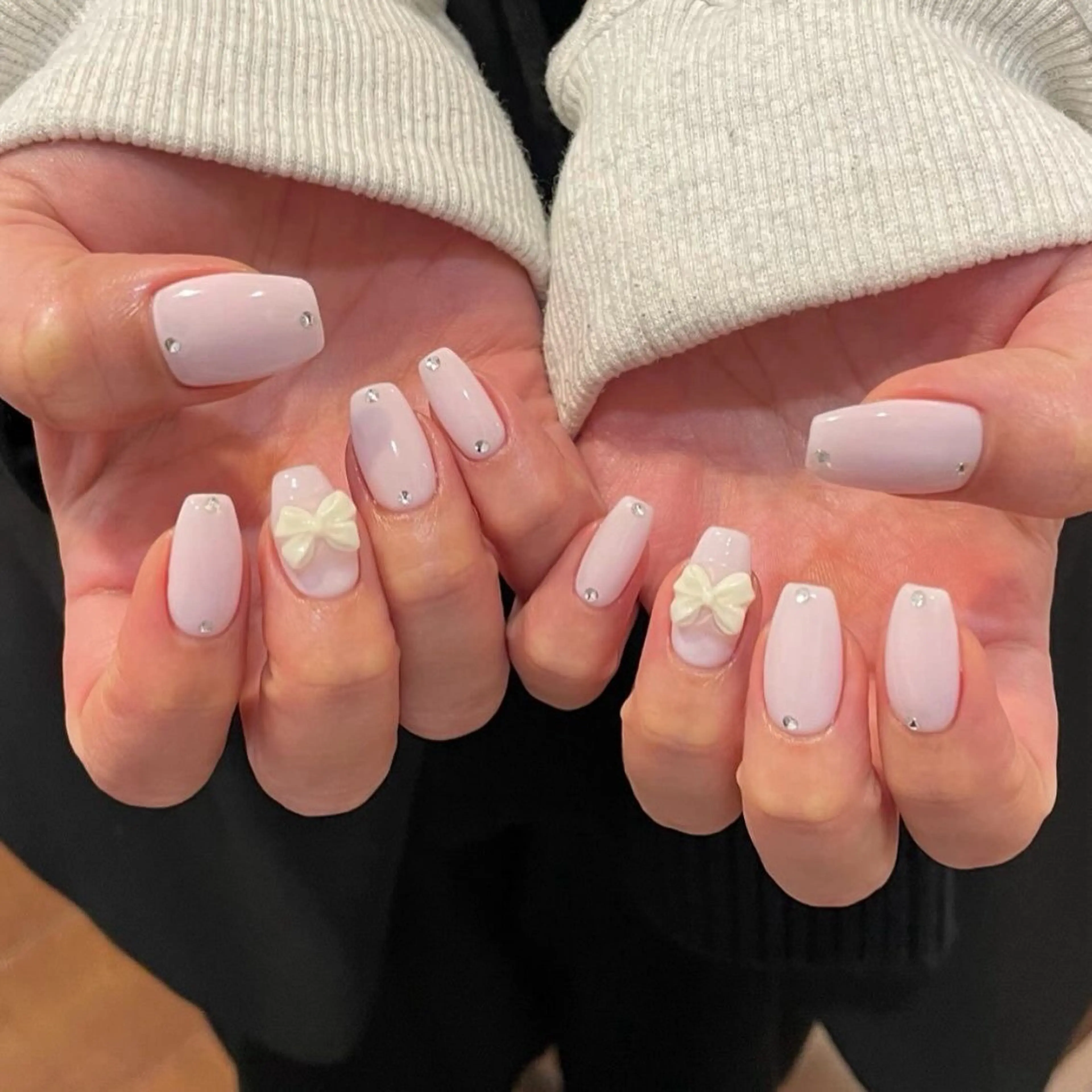 ネイル グラデーション キラキラネイル ワンカラーネイル 冬ネイル Jenn Nail Salonのネイルデザイン